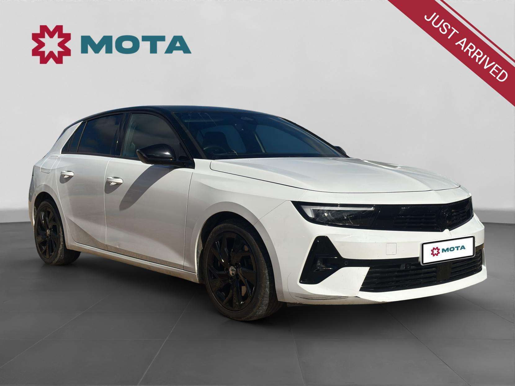 A 2023 VAUXHALL ASTRA 1.6 12.4kWh GS Hatchback 5dr Petrol Plug-in Hybrid Auto Euro 6 (s/s) (180 ps) A 2023 VAUXHALL ASTRA 1.6 12.4kWh GS Hatchback 5dr Petrol Plug-in Hybrid Auto Euro 6 (s/s) (180 ps)
