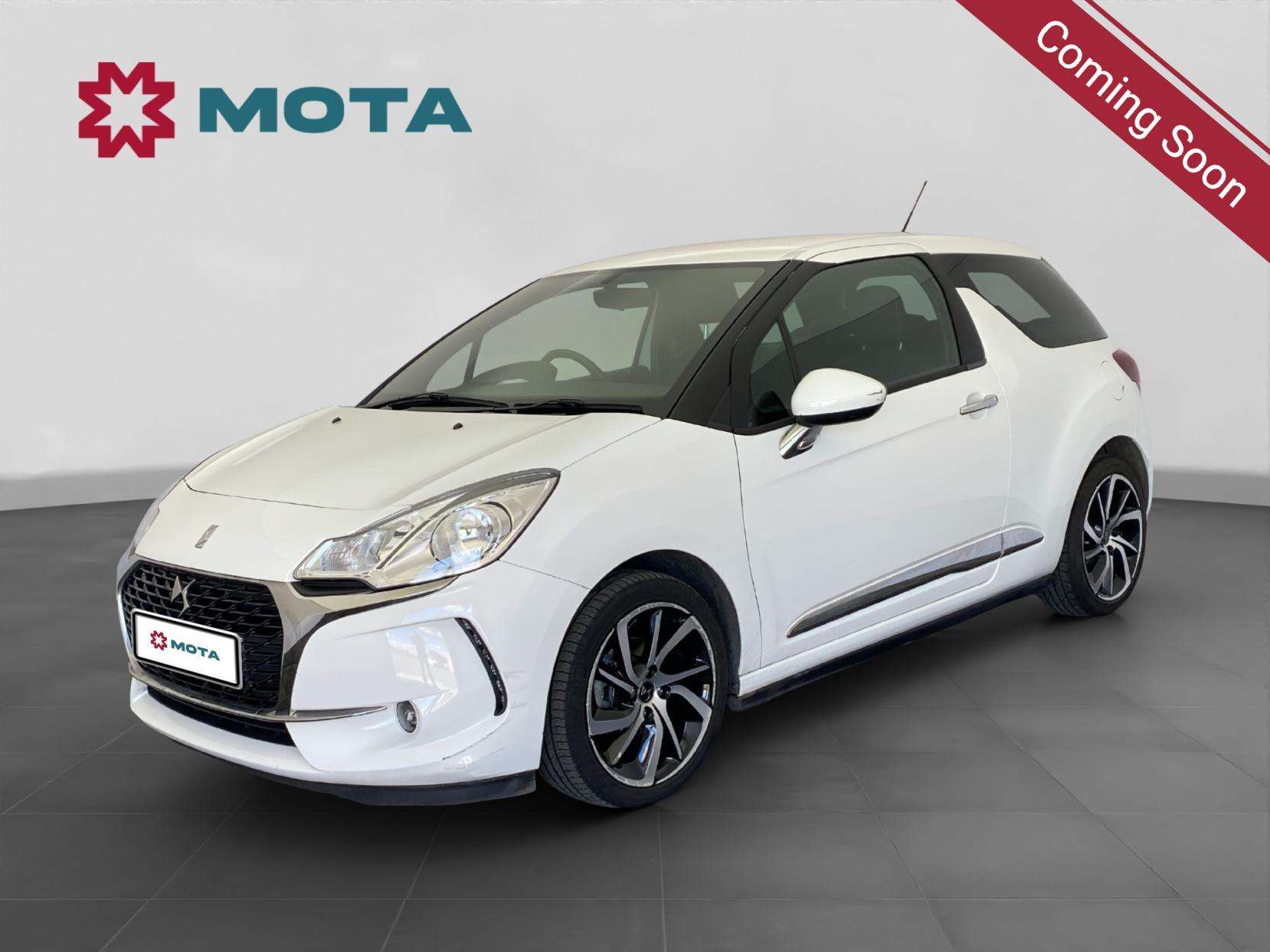 A 2018 DS AUTOMOBILES DS 3 1.2 PureTech Connected Chic Hatchback 3dr Petrol Manual Euro 6 (s/s) (110 ps) A 2018 DS AUTOMOBILES DS 3 1.2 PureTech Connected Chic Hatchback 3dr Petrol Manual Euro 6 (s/s) (110 ps)
