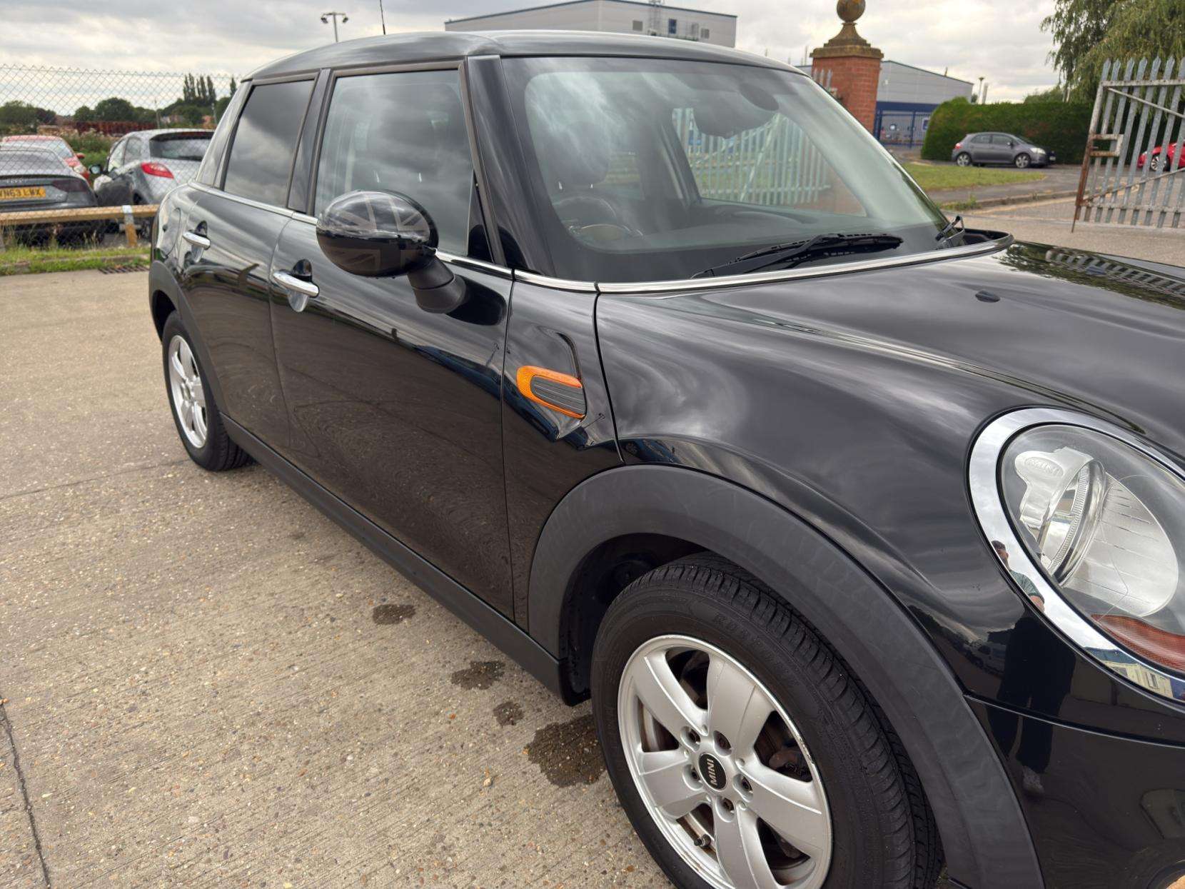 2016 MINI HATCH 2016 MINI HATCH