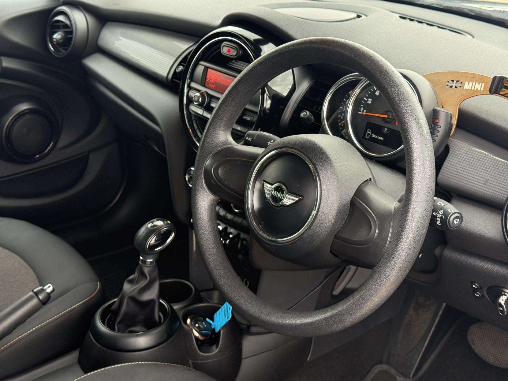 2016 MINI HATCH 2016 MINI HATCH