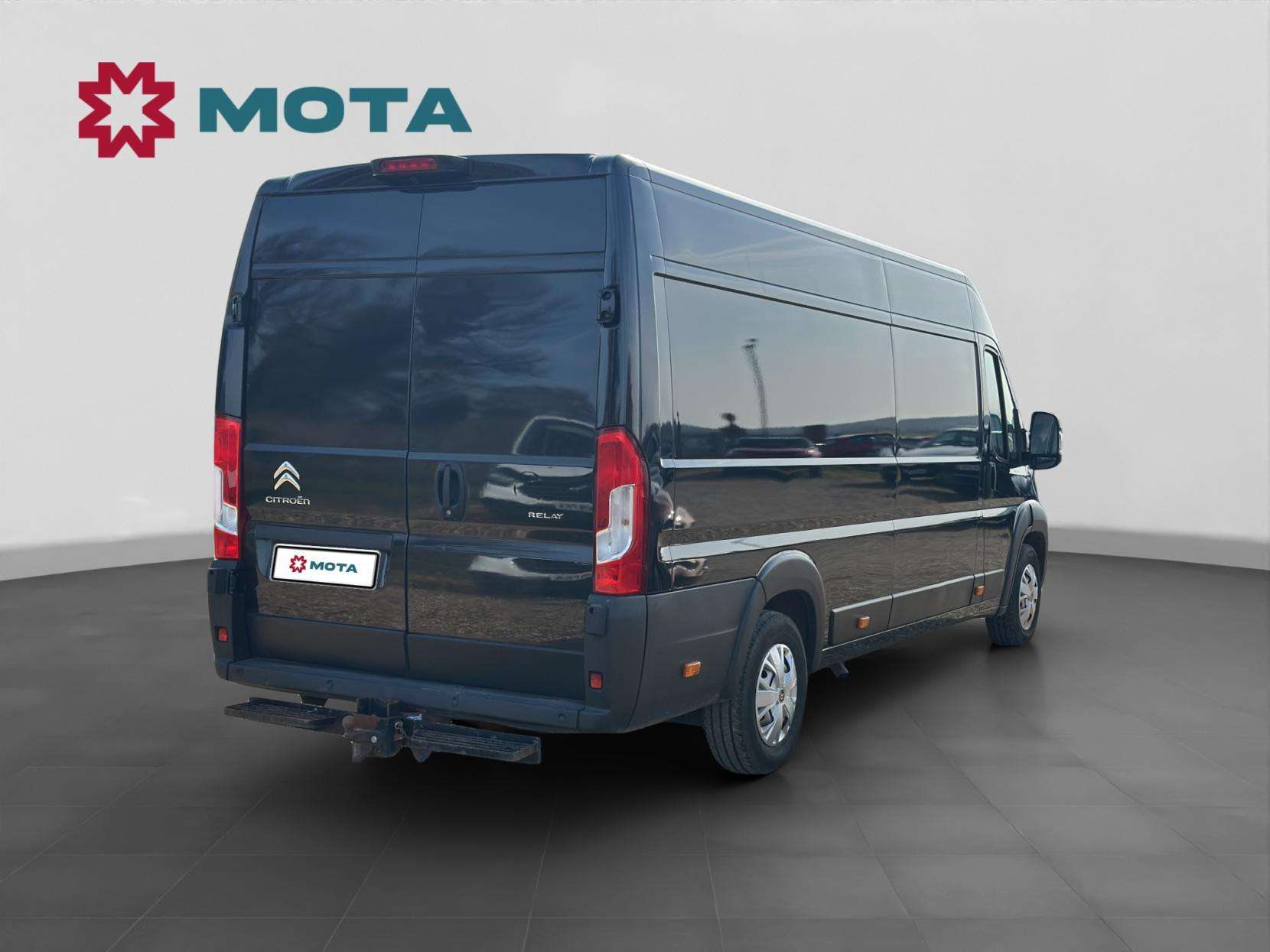 A 2022 CITROEN RELAY 2.2 BlueHDi 35 Driver Panel Van 5dr Diesel Manual L4 High Roof Euro 6 (s/s) (Heavy) (140 ps) A 2022 CITROEN RELAY 2.2 BlueHDi 35 Driver Panel Van 5dr Diesel Manual L4 High Roof Euro 6 (s/s) (Heavy) (140 ps)