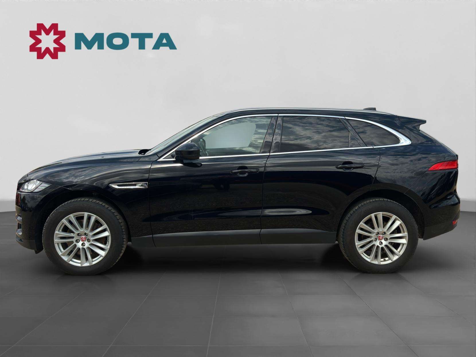 2018 JAGUAR F-PACE 2018 JAGUAR F-PACE