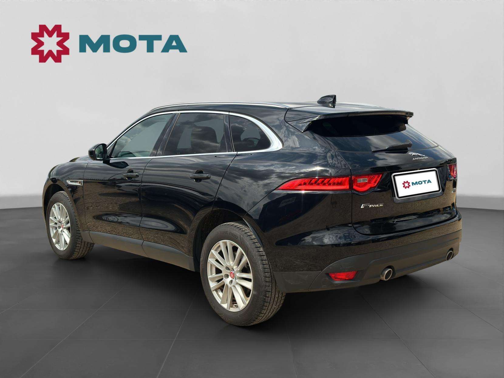 2018 JAGUAR F-PACE 2018 JAGUAR F-PACE