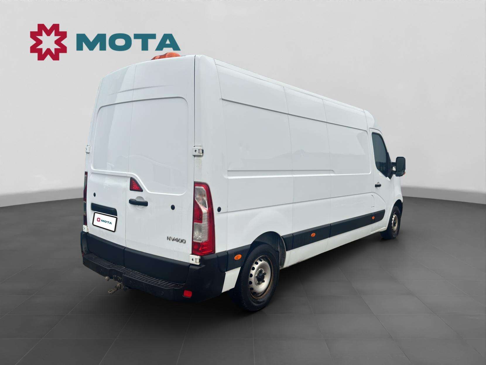 A 2021 NISSAN NV400 2.3 dCi 35 Acenta Panel Van 5dr Diesel Manual FWD L3 H2 Euro 6 (135 ps) A 2021 NISSAN NV400 2.3 dCi 35 Acenta Panel Van 5dr Diesel Manual FWD L3 H2 Euro 6 (135 ps)