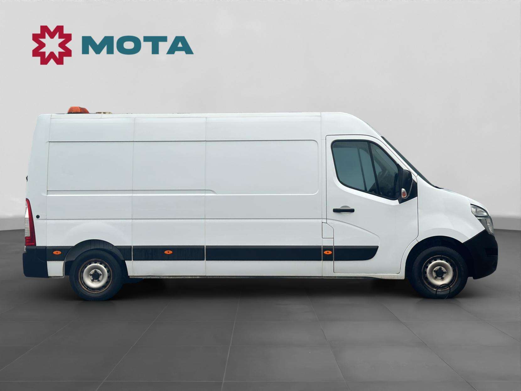 A 2021 NISSAN NV400 2.3 dCi 35 Acenta Panel Van 5dr Diesel Manual FWD L3 H2 Euro 6 (135 ps) A 2021 NISSAN NV400 2.3 dCi 35 Acenta Panel Van 5dr Diesel Manual FWD L3 H2 Euro 6 (135 ps)