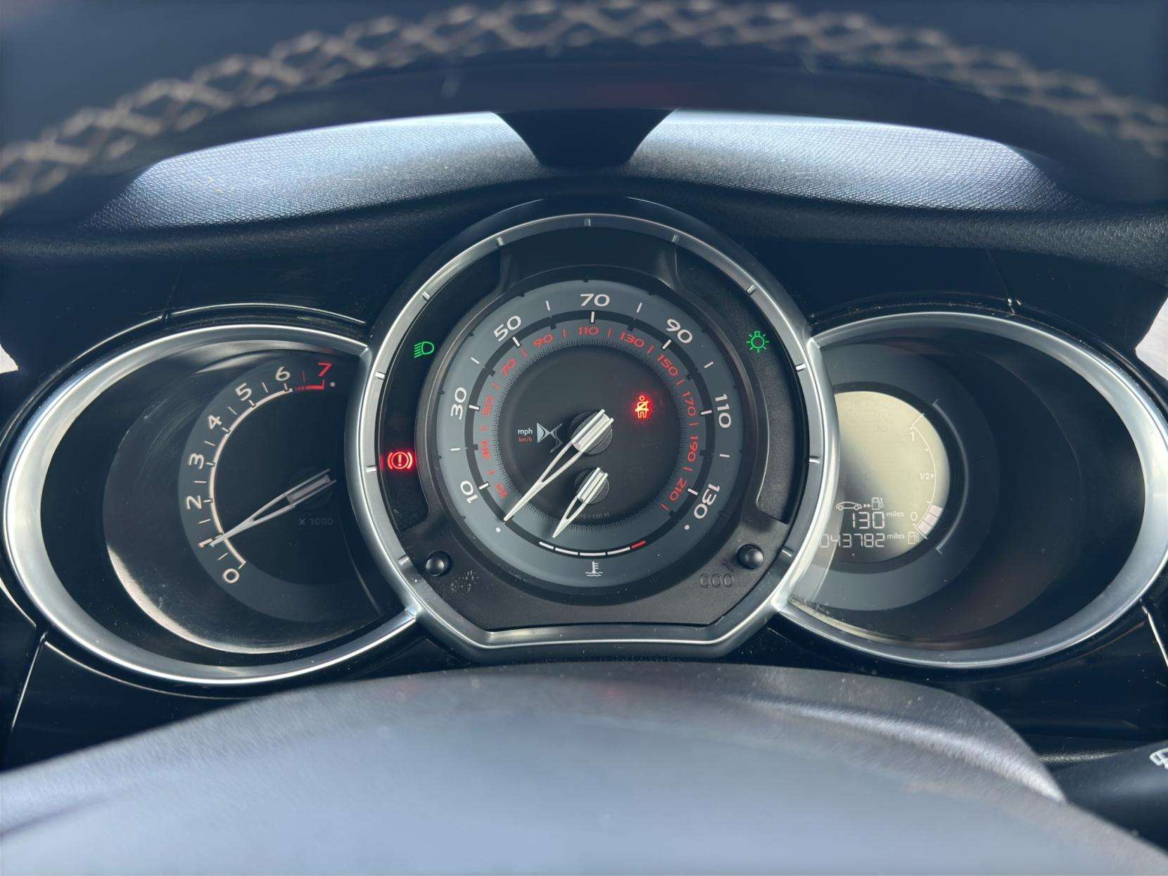 2017 DS AUTOMOBILES DS 3 2017 DS AUTOMOBILES DS 3