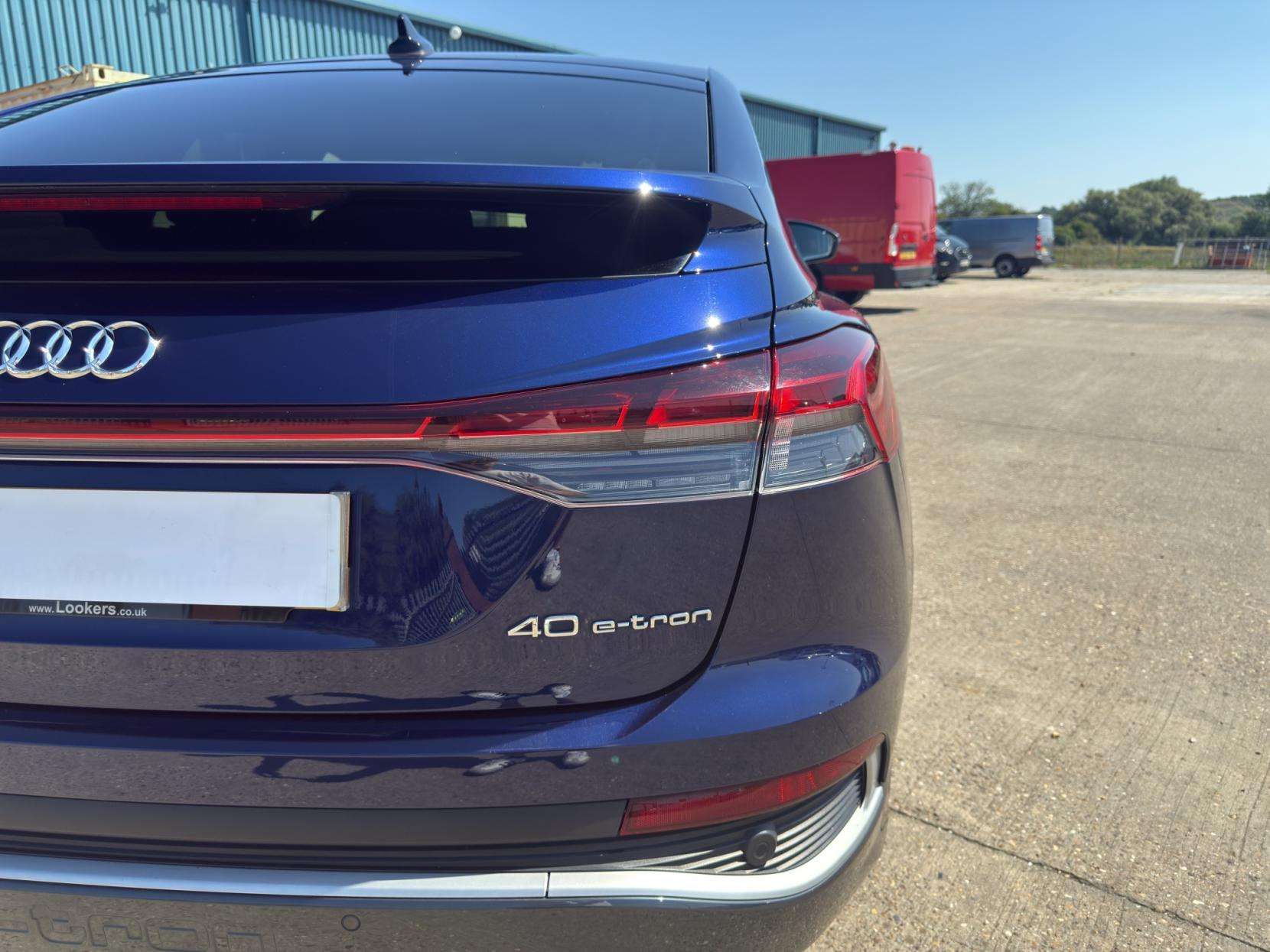 2021 AUDI Q4 E-TRON 2021 AUDI Q4 E-TRON