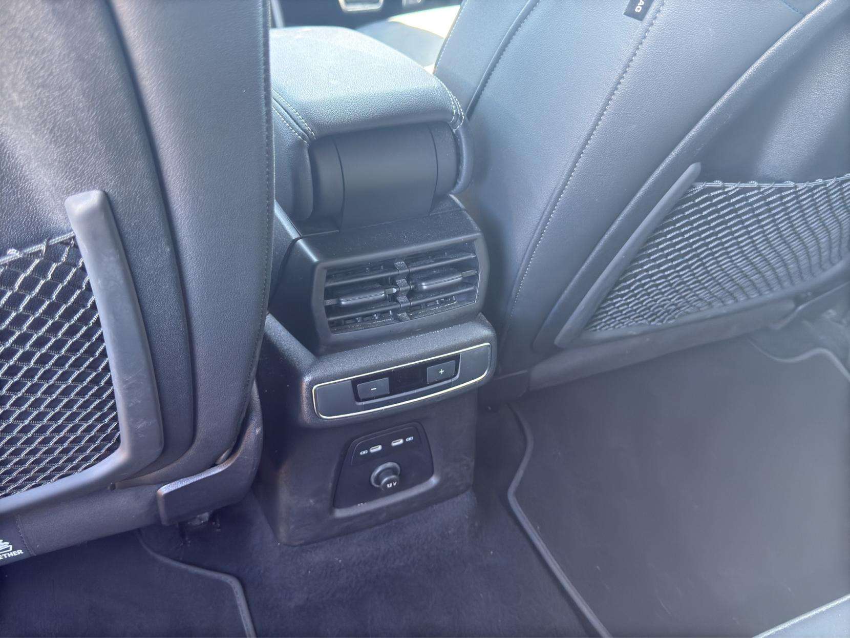 2021 AUDI Q4 E-TRON 2021 AUDI Q4 E-TRON