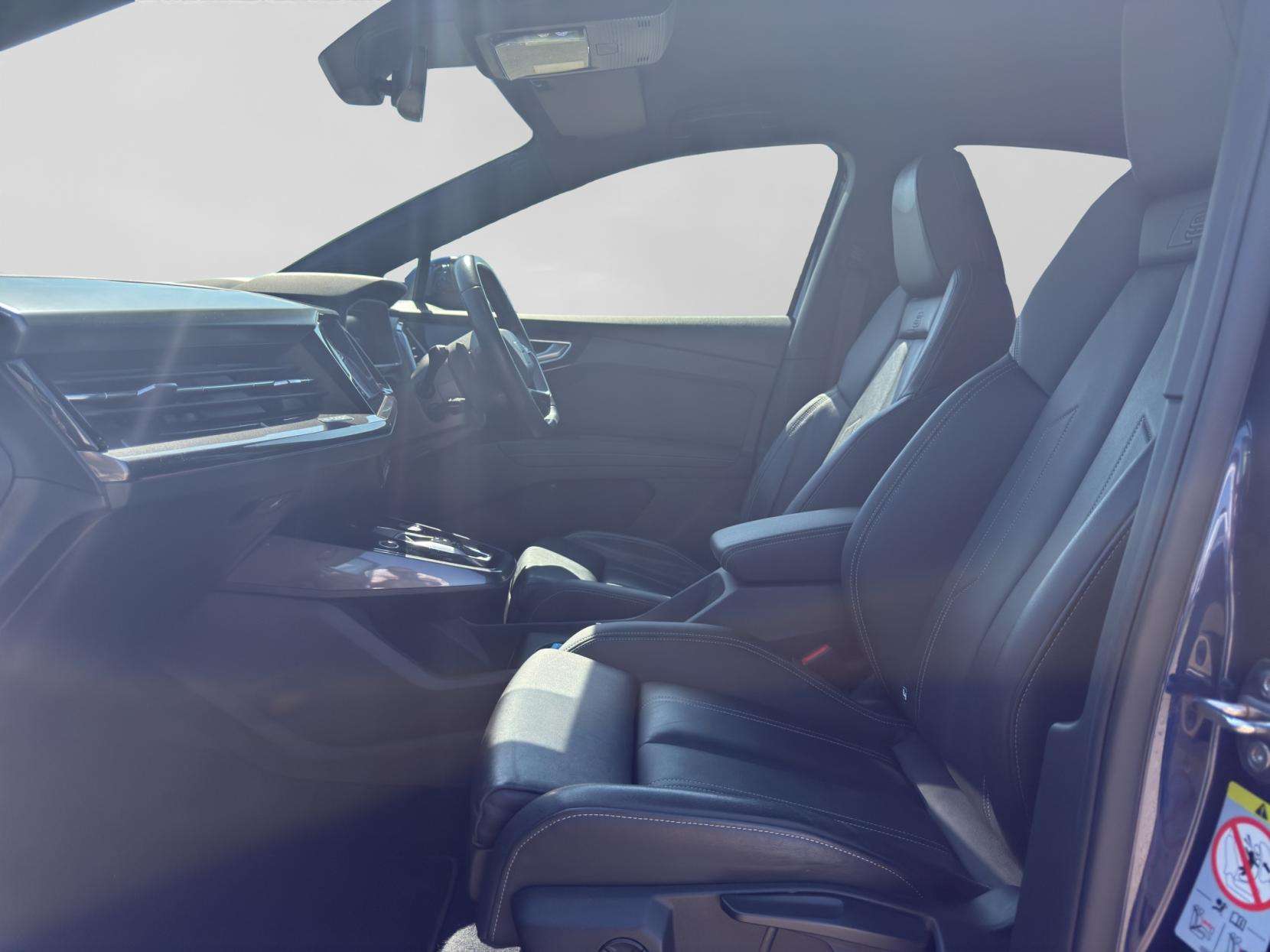 2021 AUDI Q4 E-TRON 2021 AUDI Q4 E-TRON