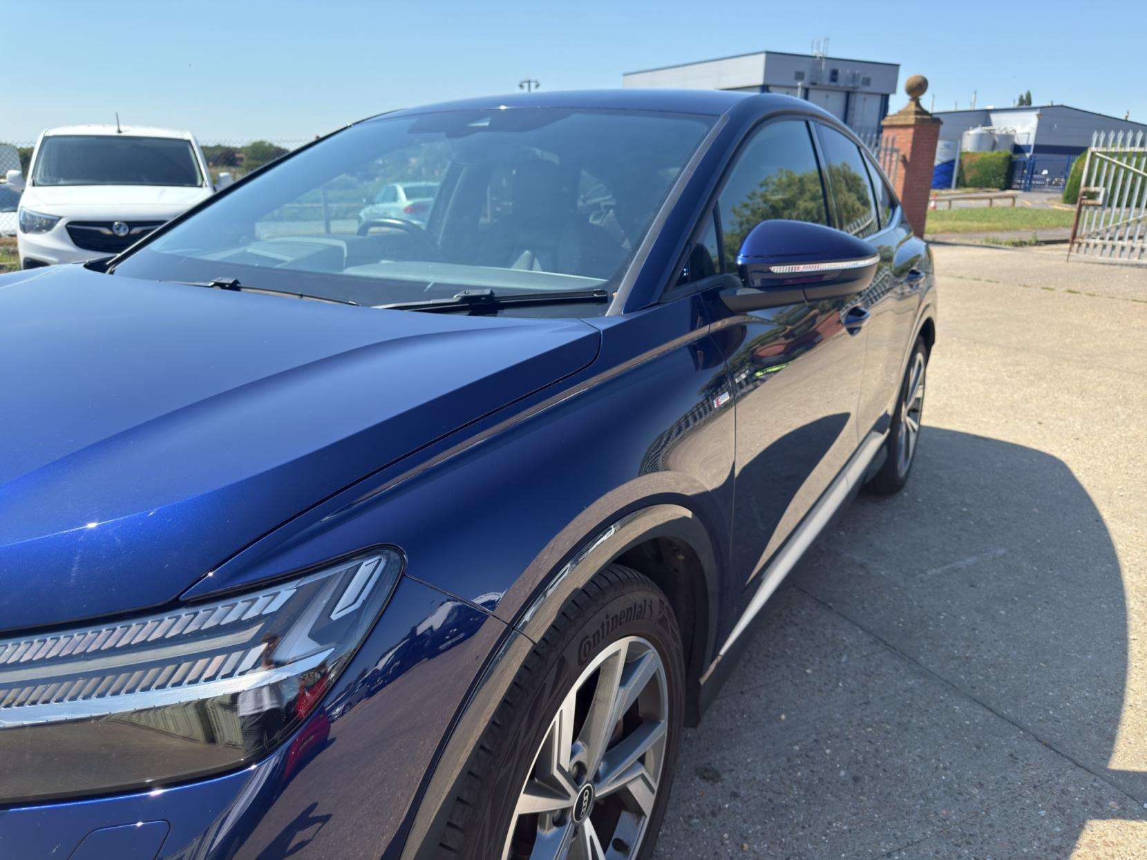 2021 AUDI Q4 E-TRON 2021 AUDI Q4 E-TRON