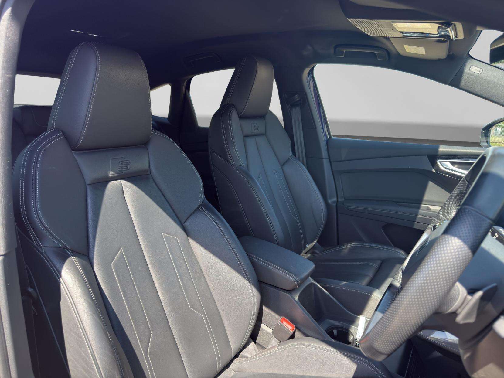 2021 AUDI Q4 E-TRON 2021 AUDI Q4 E-TRON