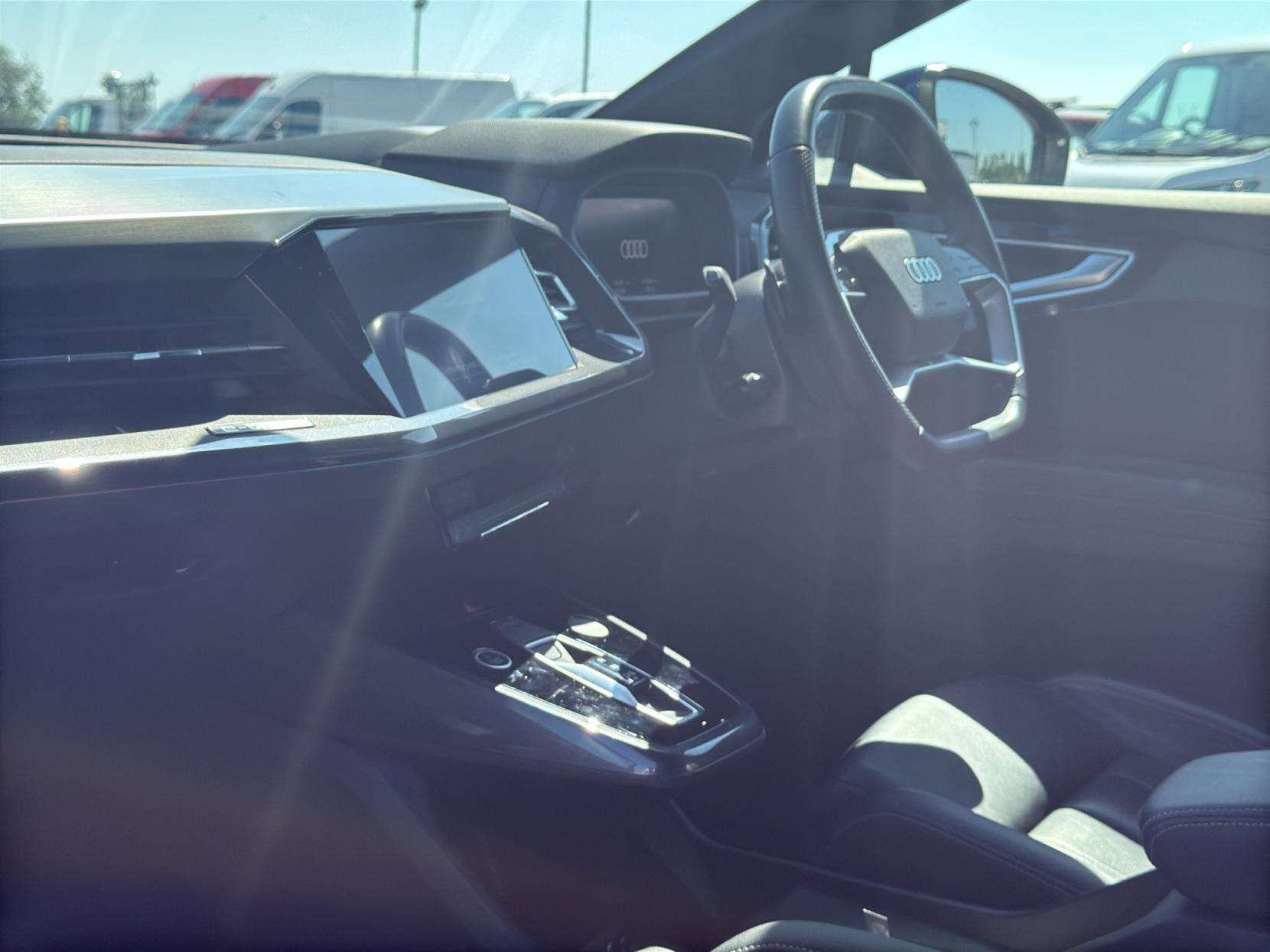 2021 AUDI Q4 E-TRON 2021 AUDI Q4 E-TRON