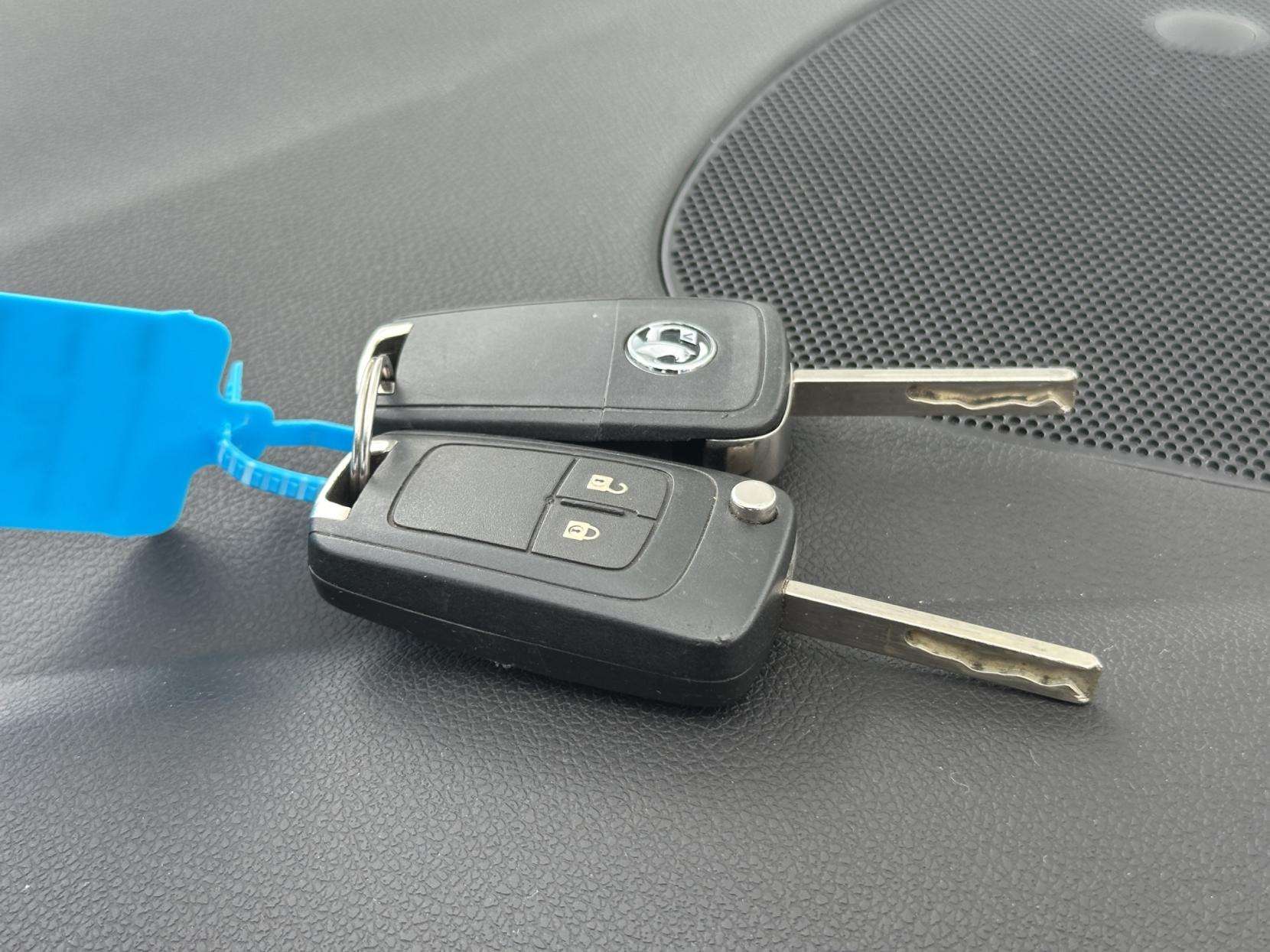 2017 VAUXHALL CORSA 2017 VAUXHALL CORSA