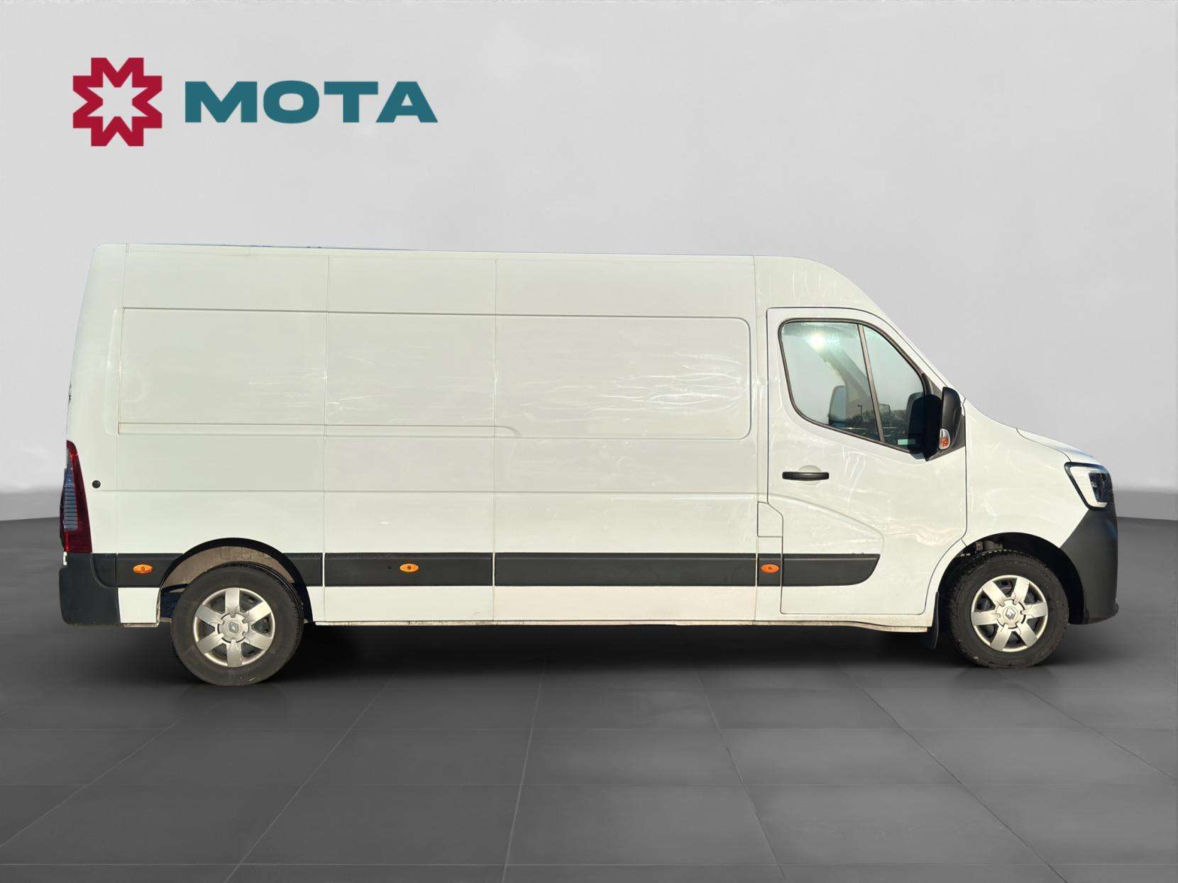 2023 RENAULT MASTER 2023 RENAULT MASTER