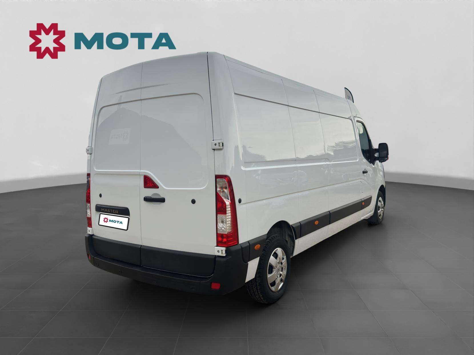 A 2023 RENAULT MASTER 2.3 dCi 35 Business+ Panel Van 4dr Diesel Manual FWD LWB Medium Roof Euro 6 (135 ps) A 2023 RENAULT MASTER 2.3 dCi 35 Business+ Panel Van 4dr Diesel Manual FWD LWB Medium Roof Euro 6 (135 ps)