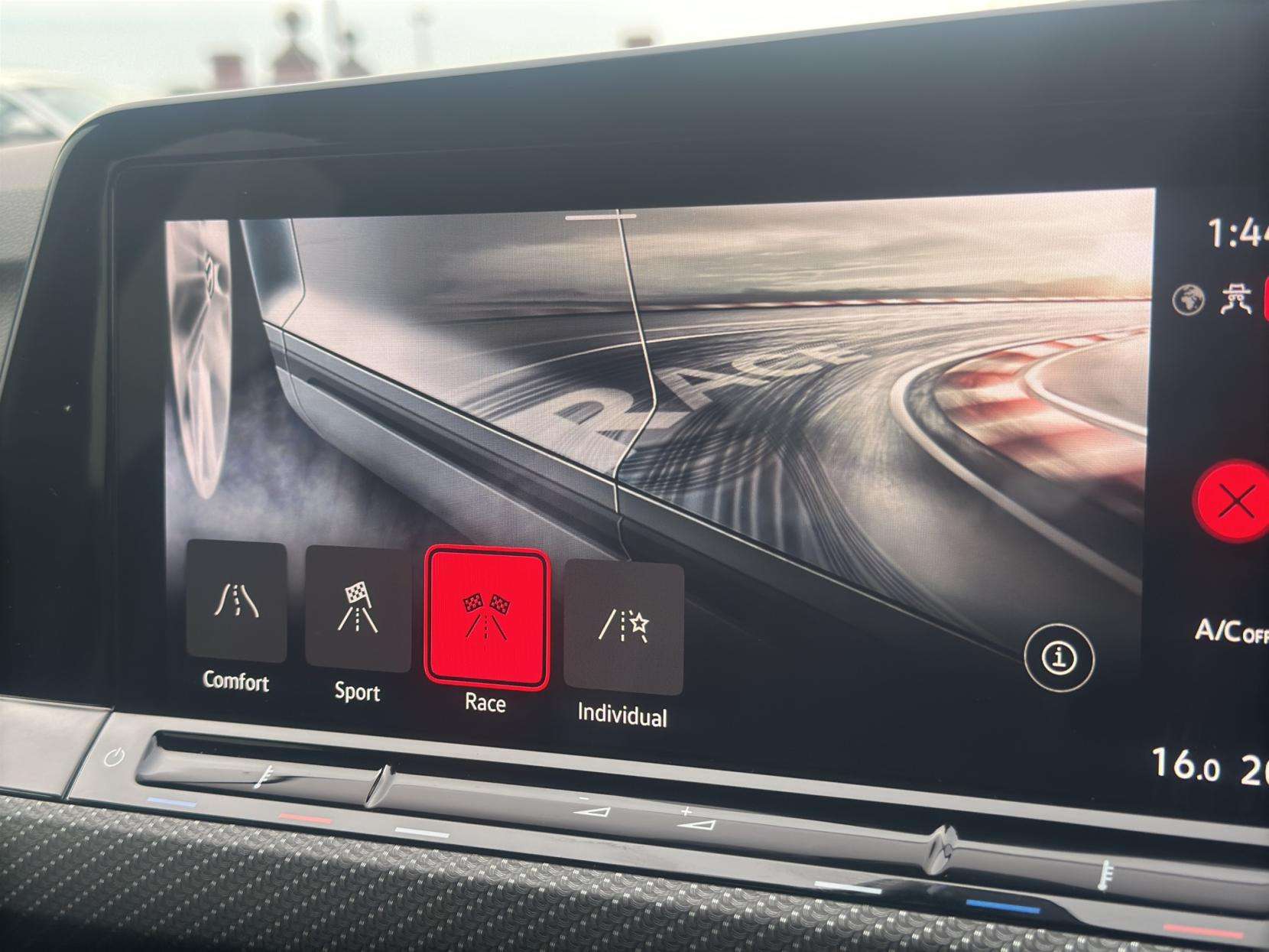 2022 VOLKSWAGEN GOLF 2022 VOLKSWAGEN GOLF