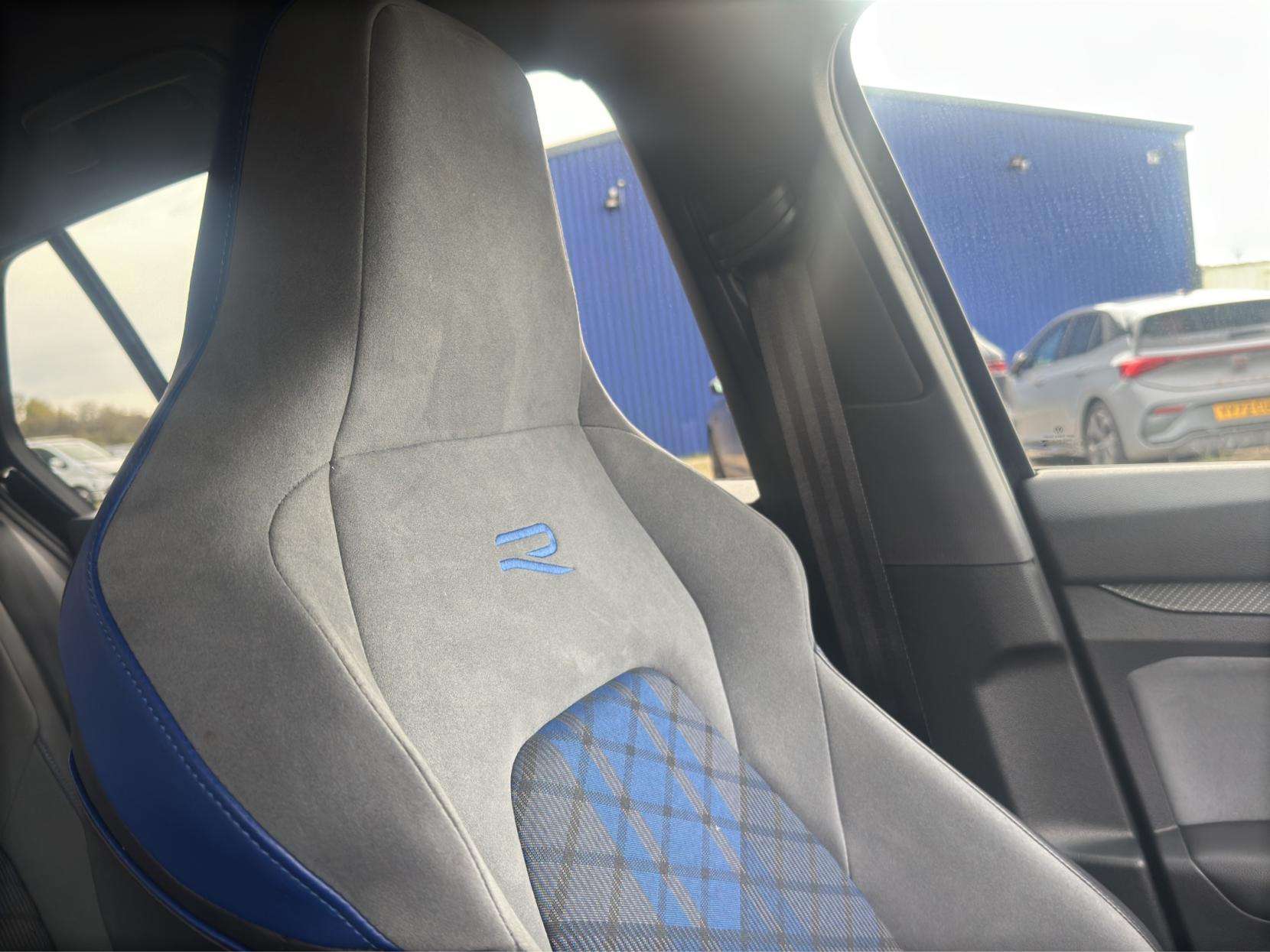 2022 VOLKSWAGEN GOLF 2022 VOLKSWAGEN GOLF