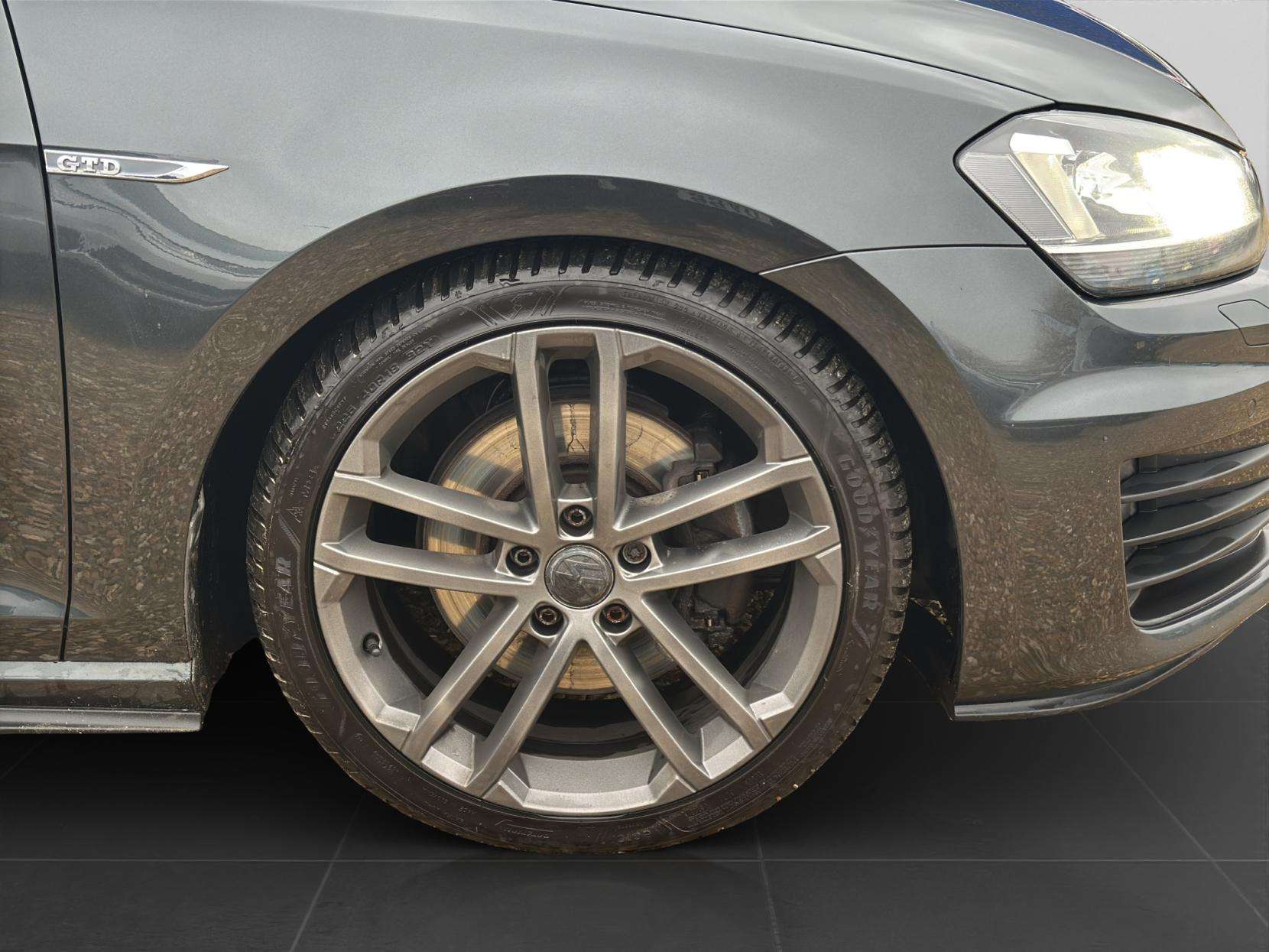 2016 VOLKSWAGEN GOLF 2016 VOLKSWAGEN GOLF