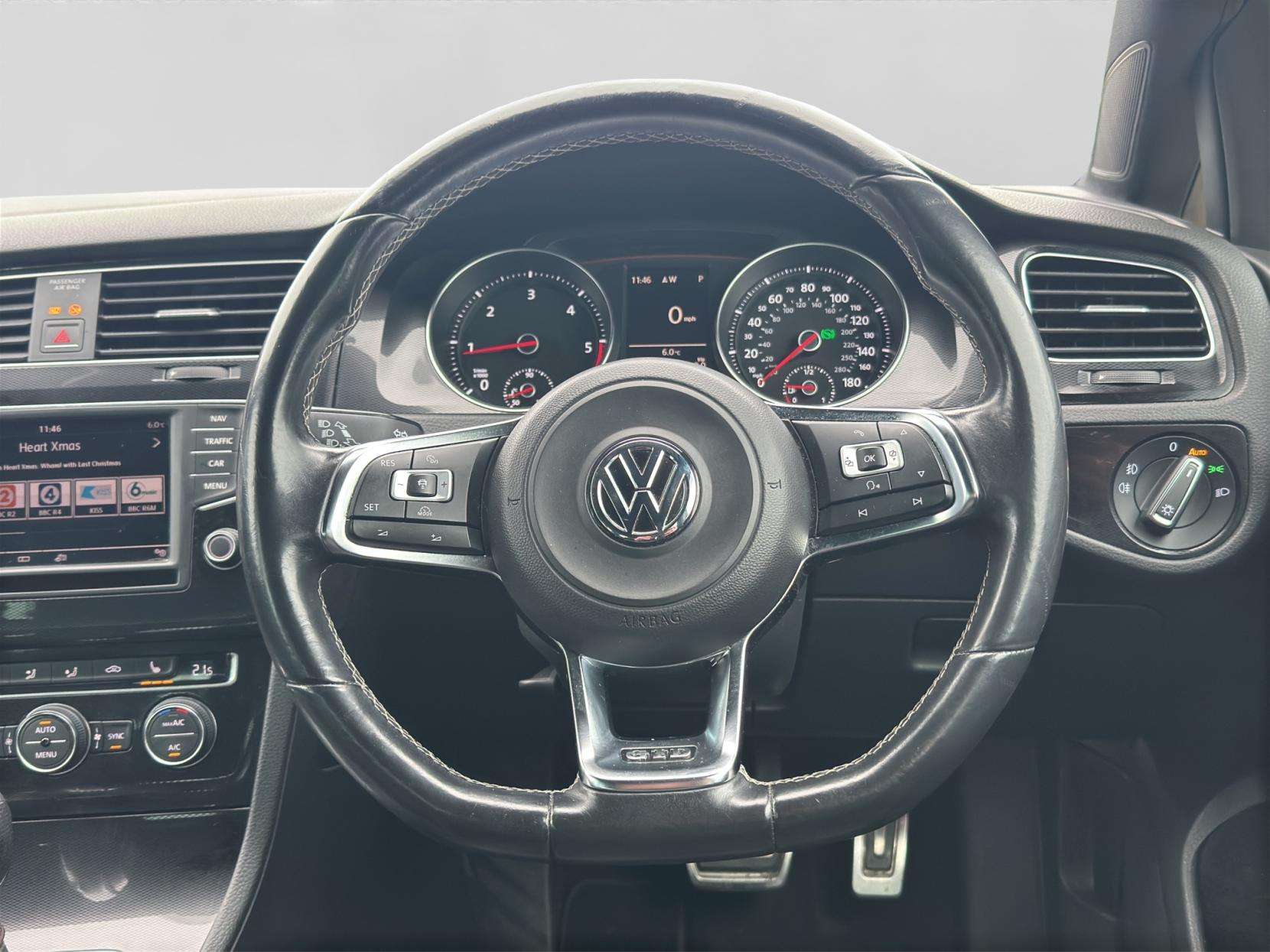 2016 VOLKSWAGEN GOLF 2016 VOLKSWAGEN GOLF