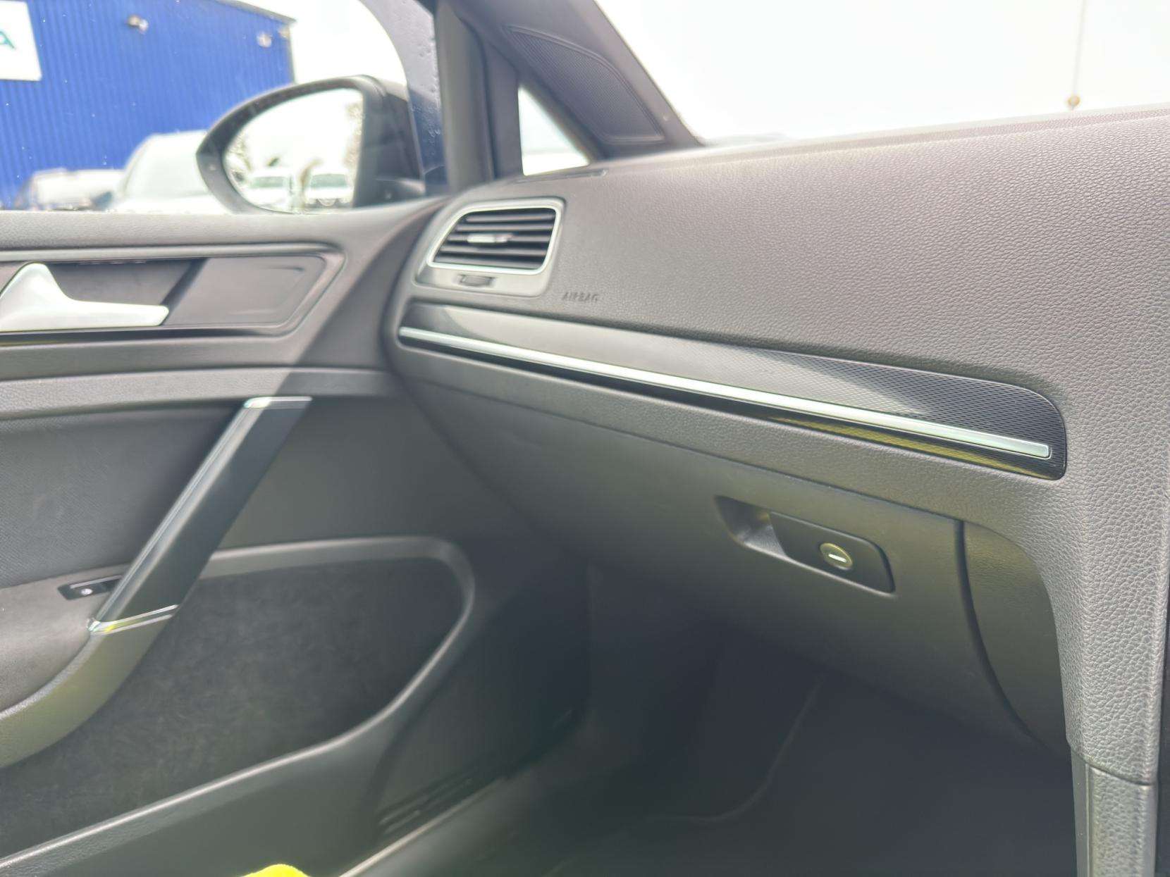 2016 VOLKSWAGEN GOLF 2016 VOLKSWAGEN GOLF