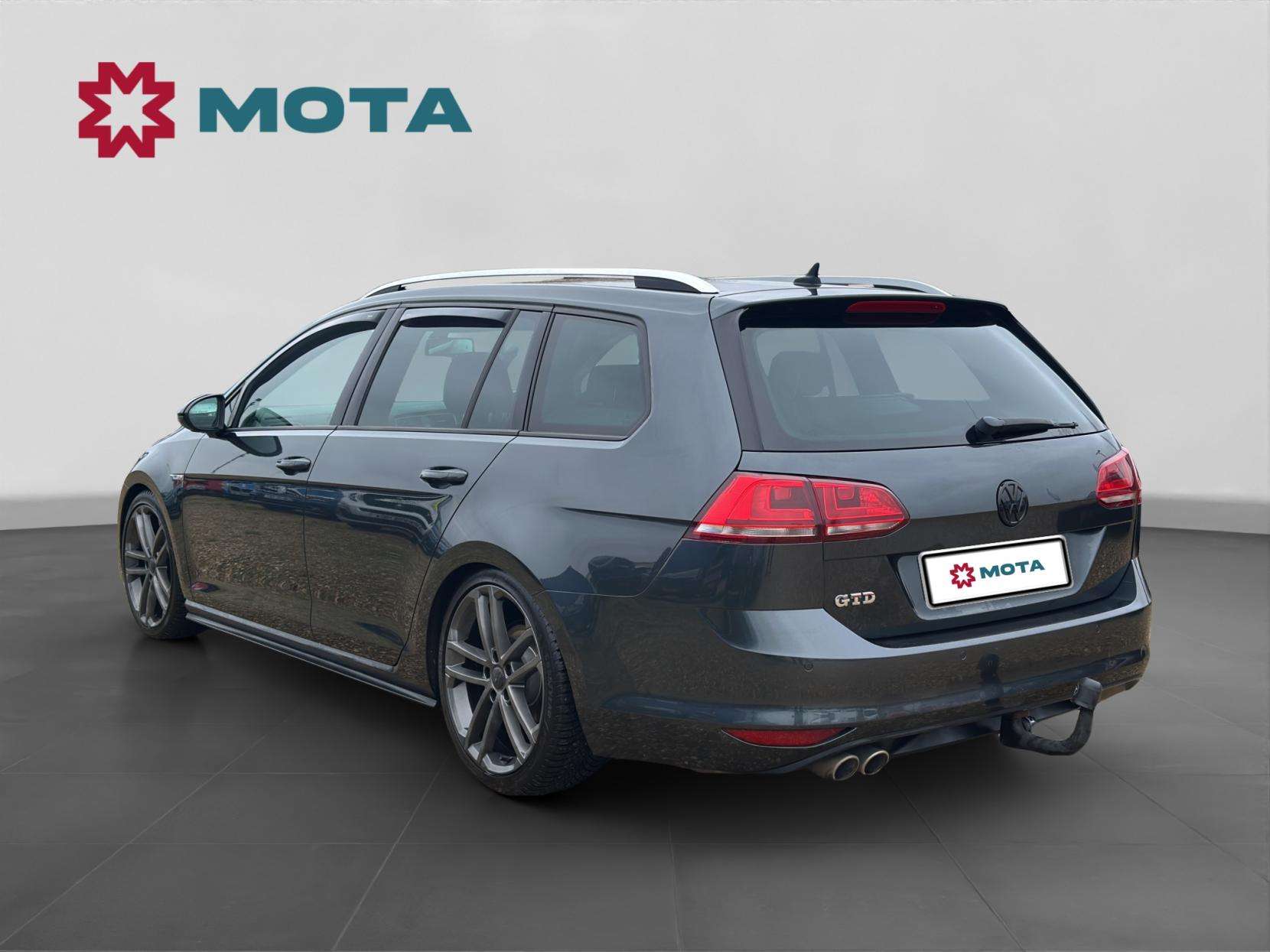 2016 VOLKSWAGEN GOLF 2016 VOLKSWAGEN GOLF