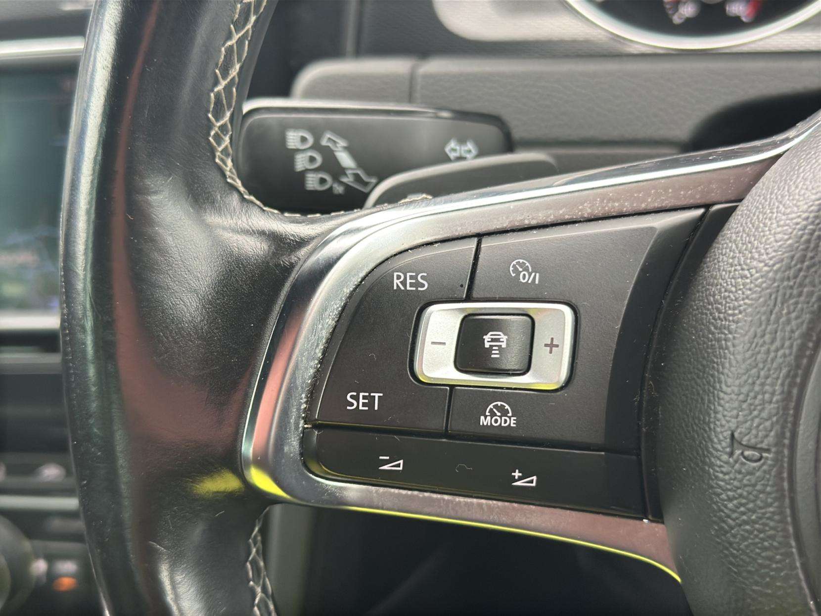 2016 VOLKSWAGEN GOLF 2016 VOLKSWAGEN GOLF