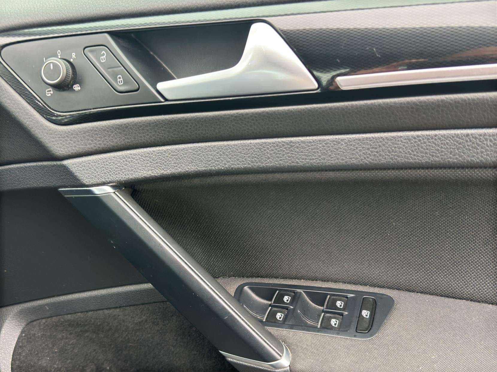 2016 VOLKSWAGEN GOLF 2016 VOLKSWAGEN GOLF