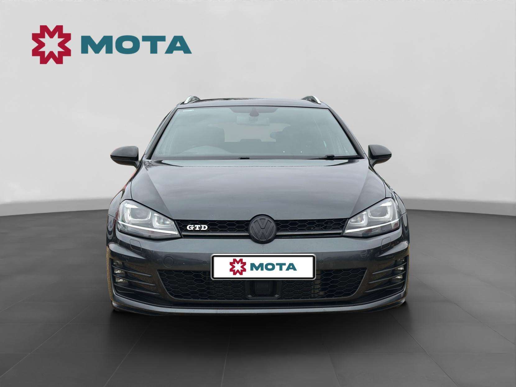 A 2016 VOLKSWAGEN GOLF 2.0 TDI BlueMotion Tech GTD (Nav) Estate 5dr Diesel DSG Euro 6 (s/s) (184 ps) A 2016 VOLKSWAGEN GOLF 2.0 TDI BlueMotion Tech GTD (Nav) Estate 5dr Diesel DSG Euro 6 (s/s) (184 ps)