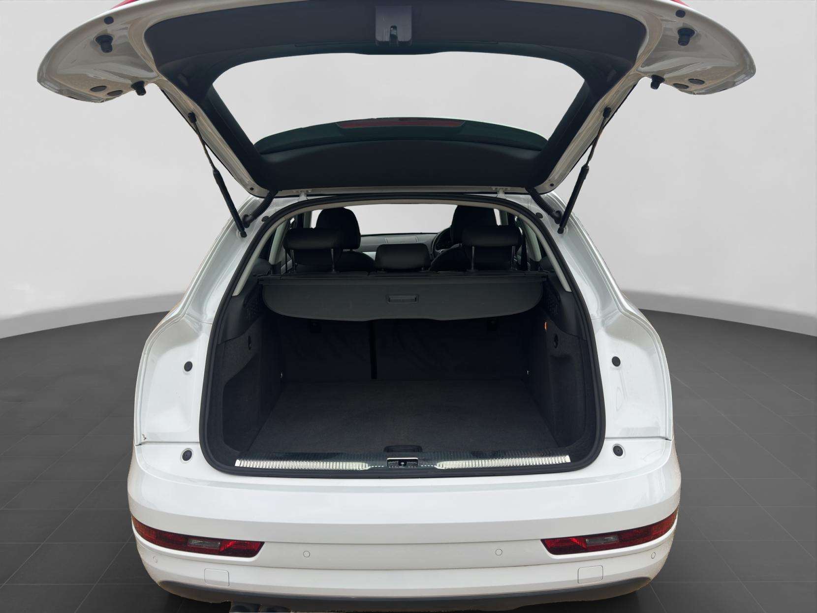 2018 AUDI Q3 2018 AUDI Q3