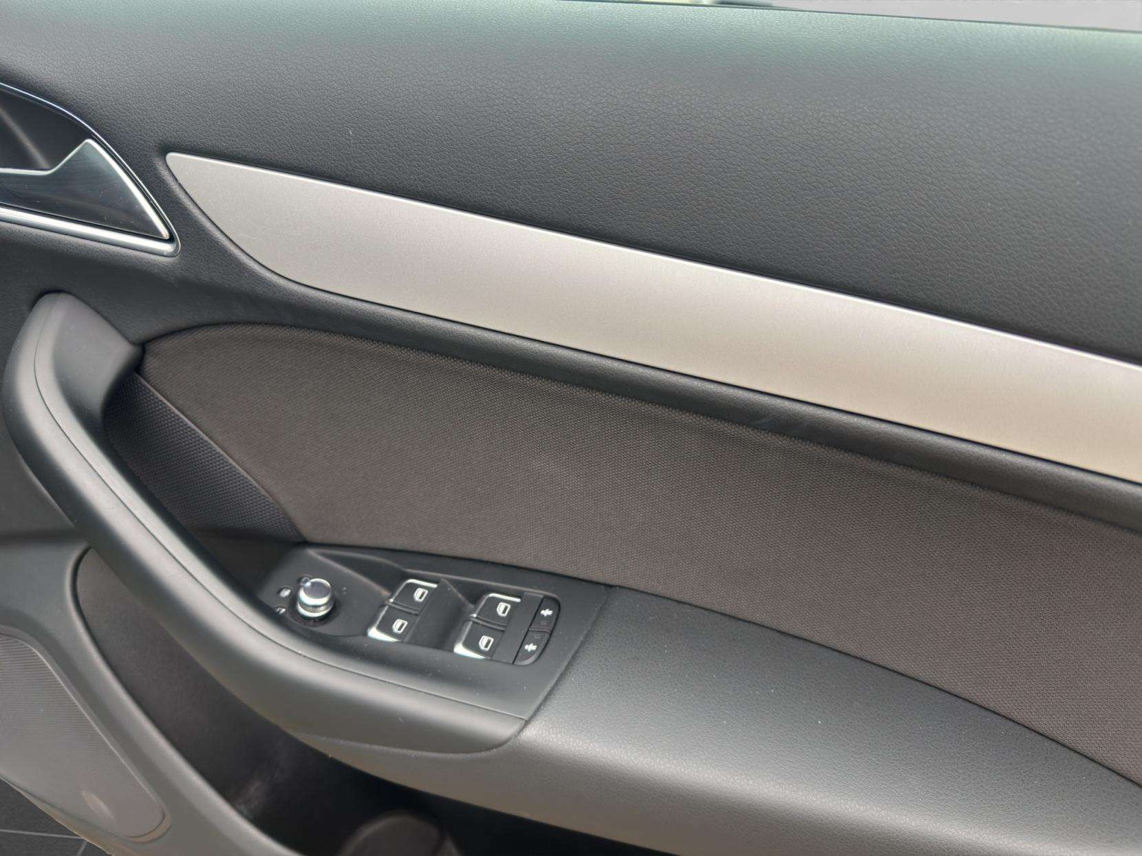 2018 AUDI Q3 2018 AUDI Q3