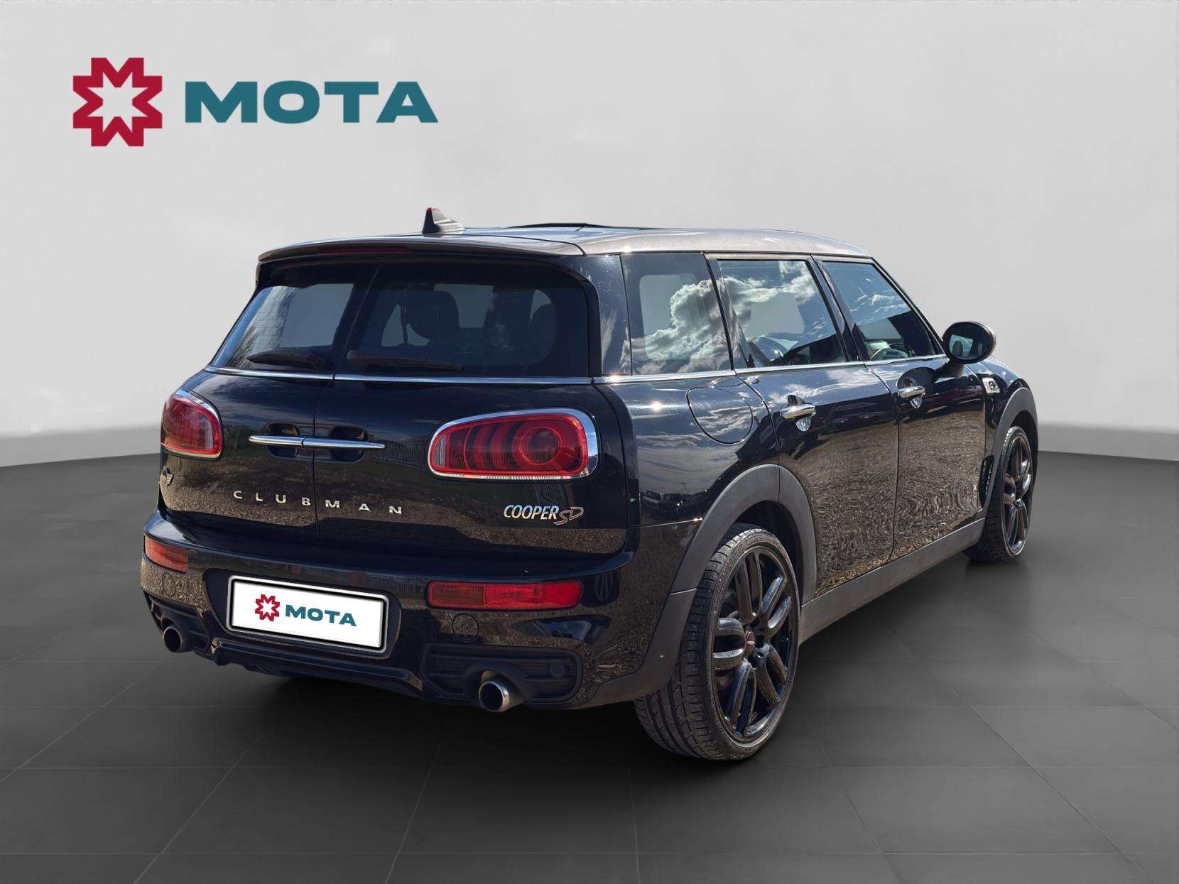 A 2018 MINI CLUBMAN 2.0 Cooper SD Estate 6dr Diesel Manual Euro 6 (s/s) (190 ps) A 2018 MINI CLUBMAN 2.0 Cooper SD Estate 6dr Diesel Manual Euro 6 (s/s) (190 ps)