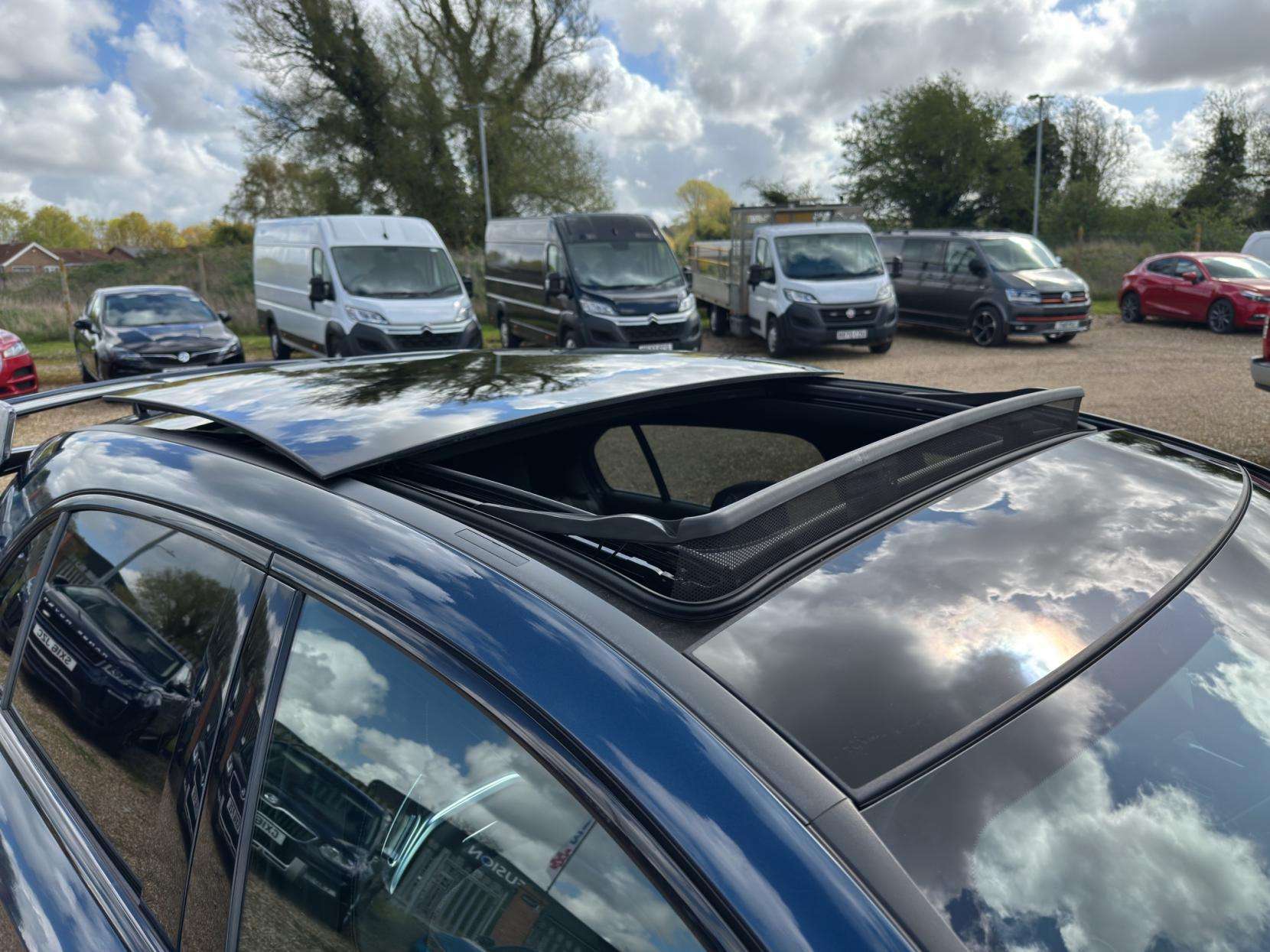 2021 MERCEDES-BENZ A CLASS 2021 MERCEDES-BENZ A CLASS