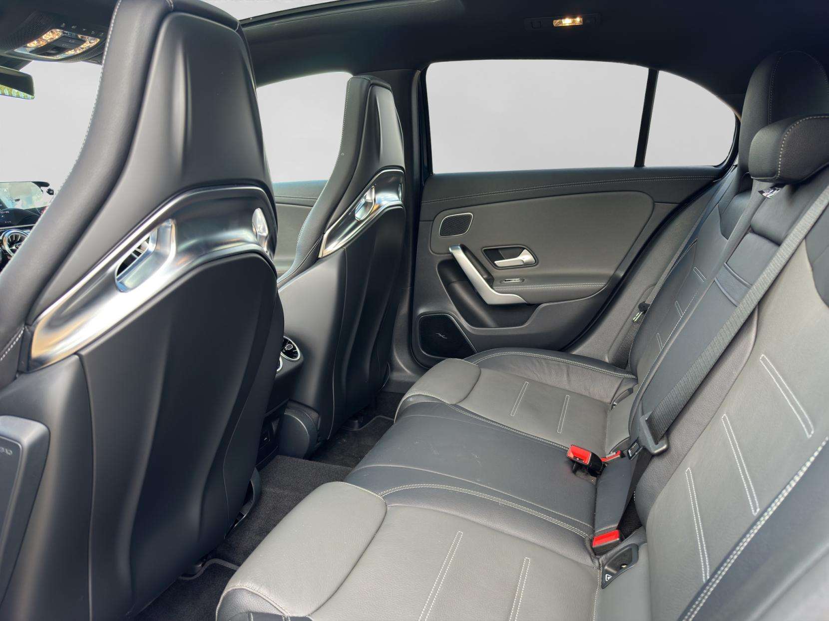 2021 MERCEDES-BENZ A CLASS 2021 MERCEDES-BENZ A CLASS