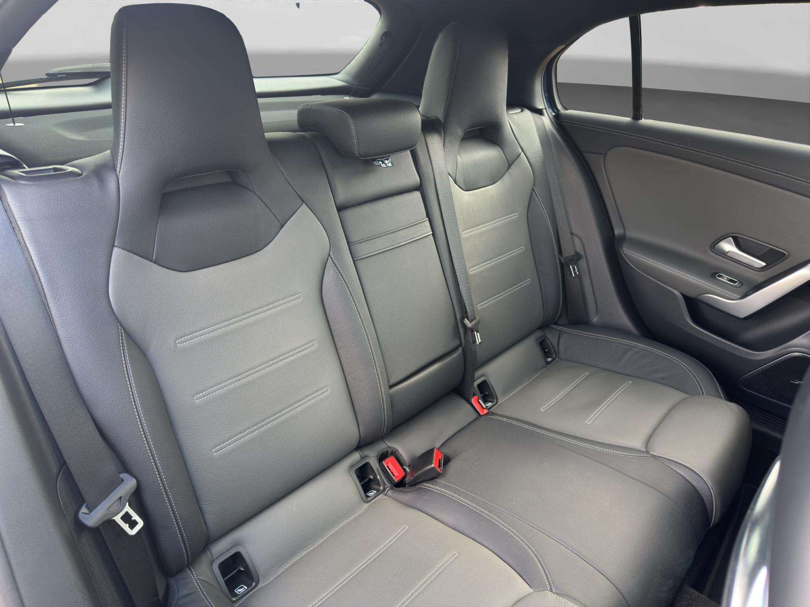 2021 MERCEDES-BENZ A CLASS 2021 MERCEDES-BENZ A CLASS