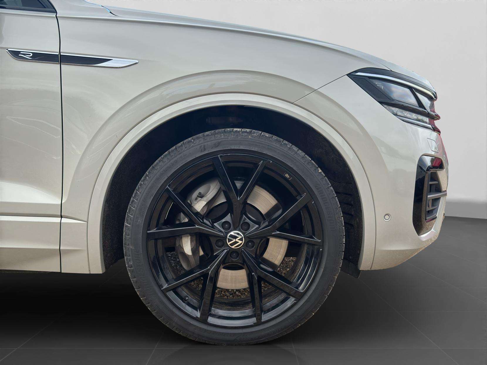 2023 VOLKSWAGEN TOUAREG 2023 VOLKSWAGEN TOUAREG