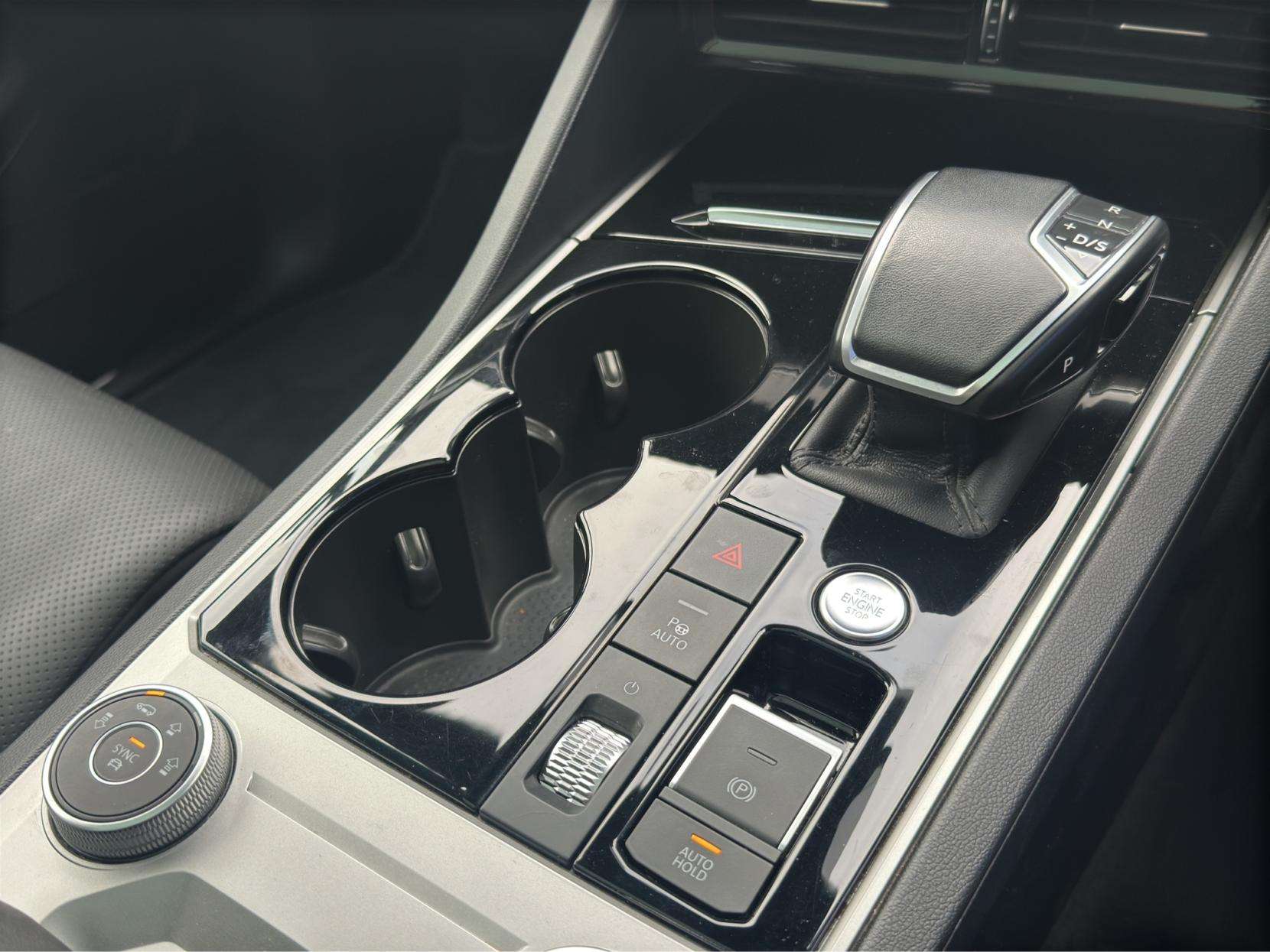 2023 VOLKSWAGEN TOUAREG 2023 VOLKSWAGEN TOUAREG