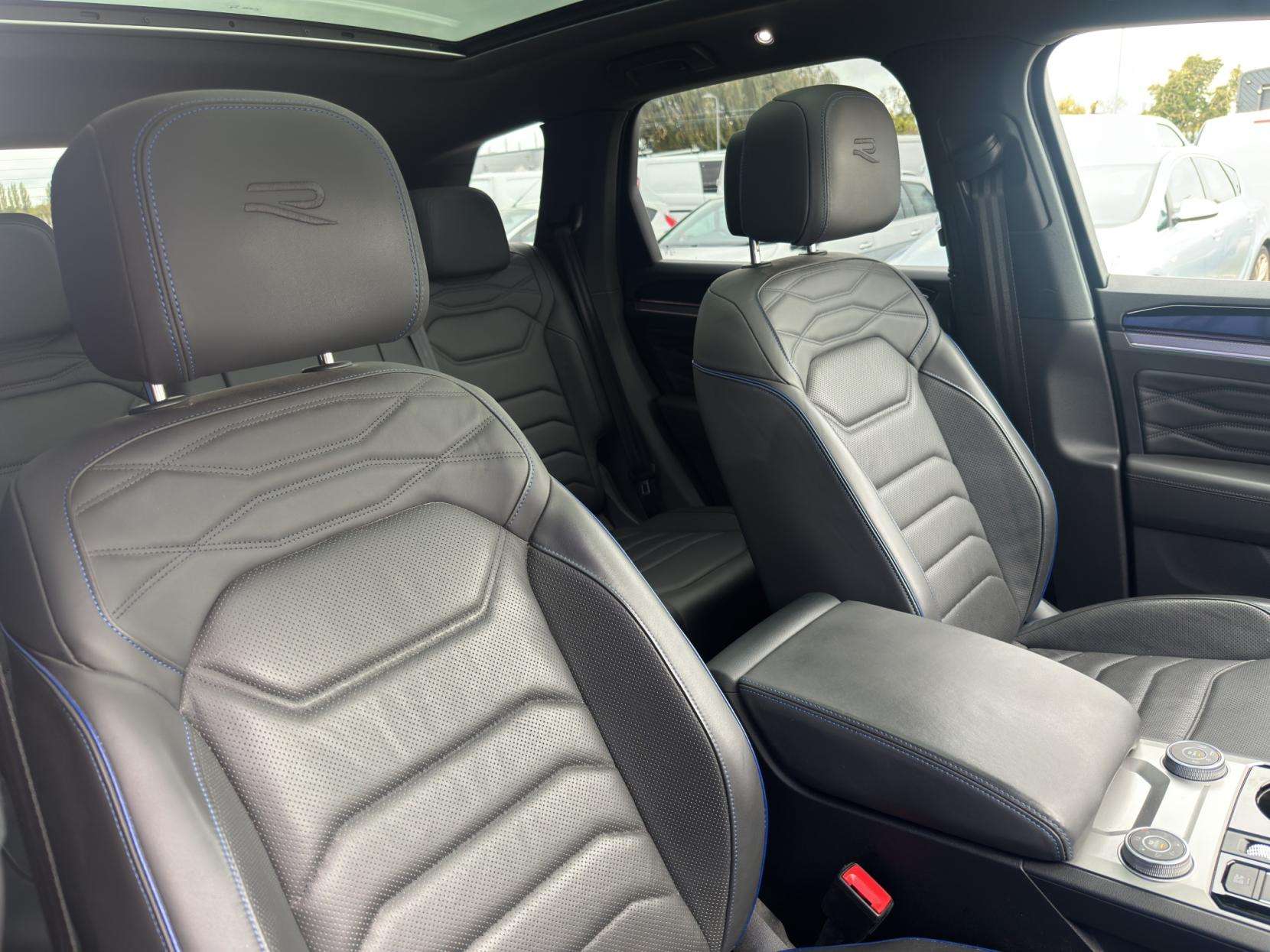 2023 VOLKSWAGEN TOUAREG 2023 VOLKSWAGEN TOUAREG