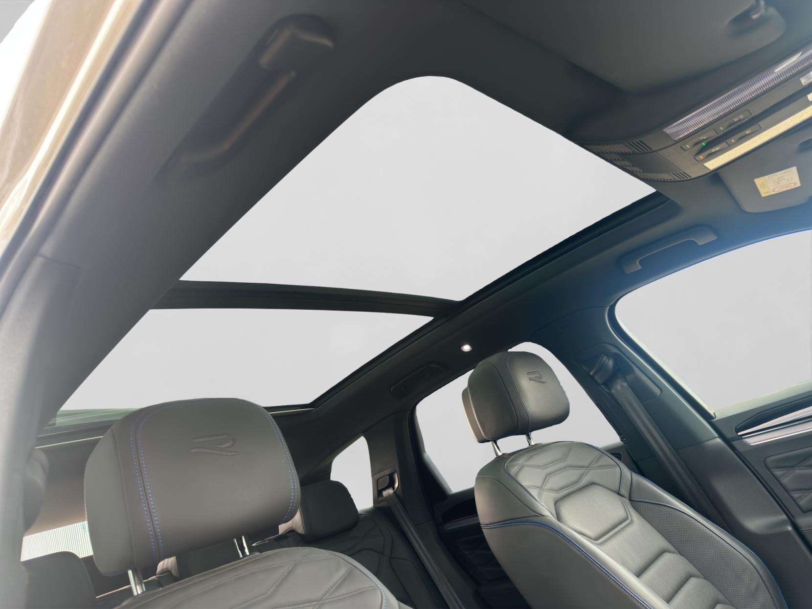 2023 VOLKSWAGEN TOUAREG 2023 VOLKSWAGEN TOUAREG