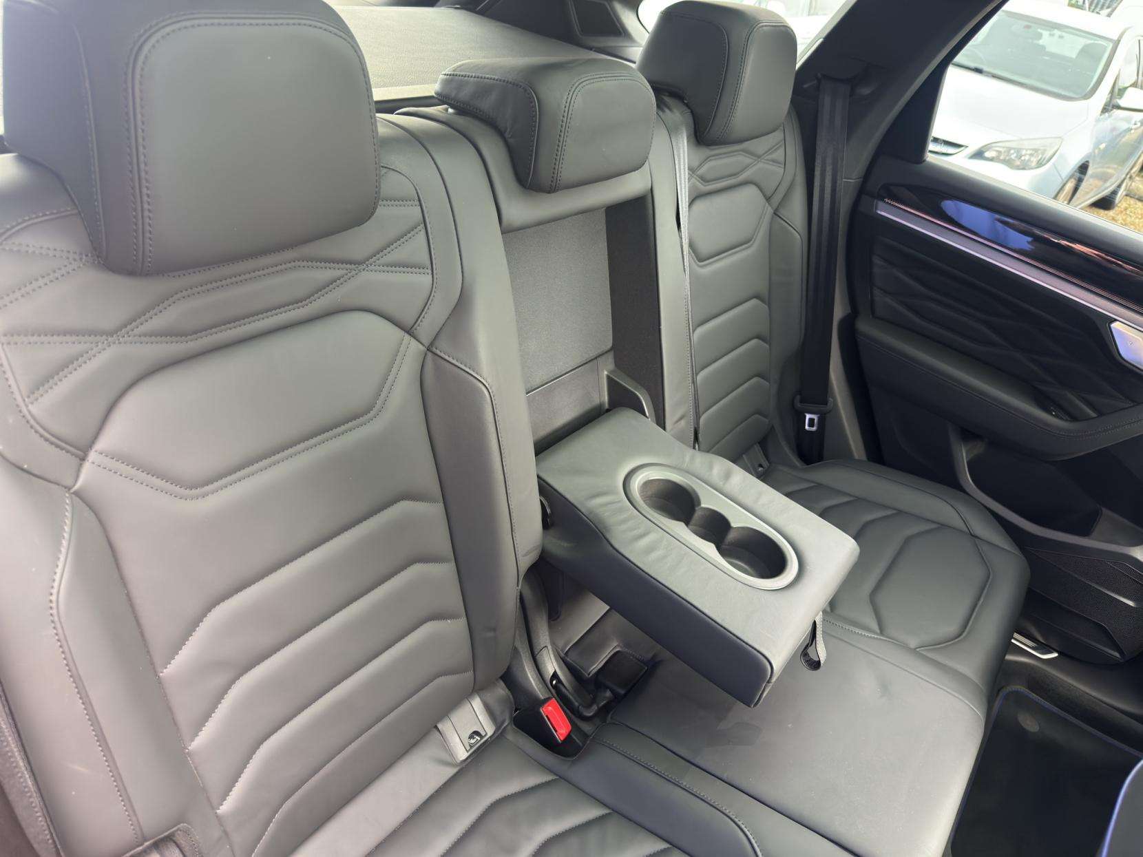 2023 VOLKSWAGEN TOUAREG 2023 VOLKSWAGEN TOUAREG