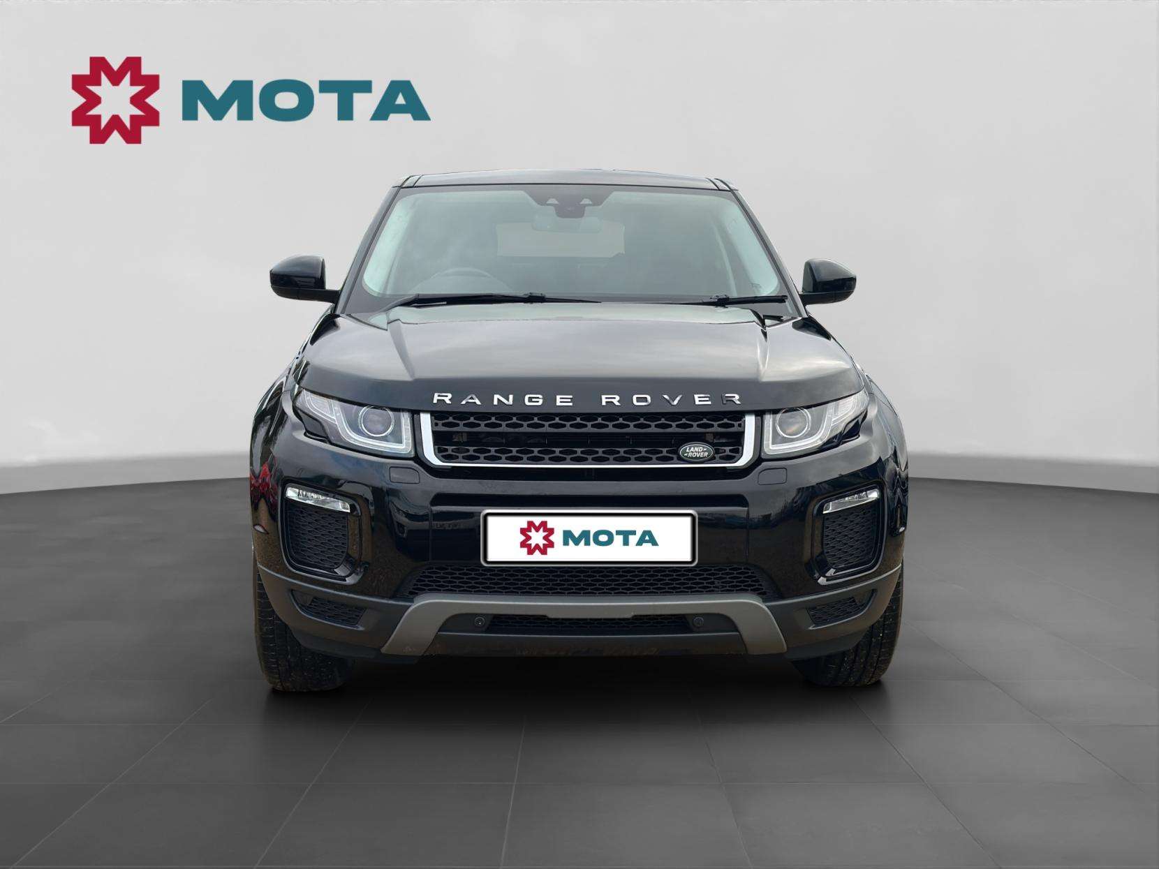 A 2018 LAND ROVER RANGE ROVER EVOQUE 2.0 eD4 SE Tech SUV 5dr Diesel Manual FWD Euro 6 (s/s) (150 ps) A 2018 LAND ROVER RANGE ROVER EVOQUE 2.0 eD4 SE Tech SUV 5dr Diesel Manual FWD Euro 6 (s/s) (150 ps)