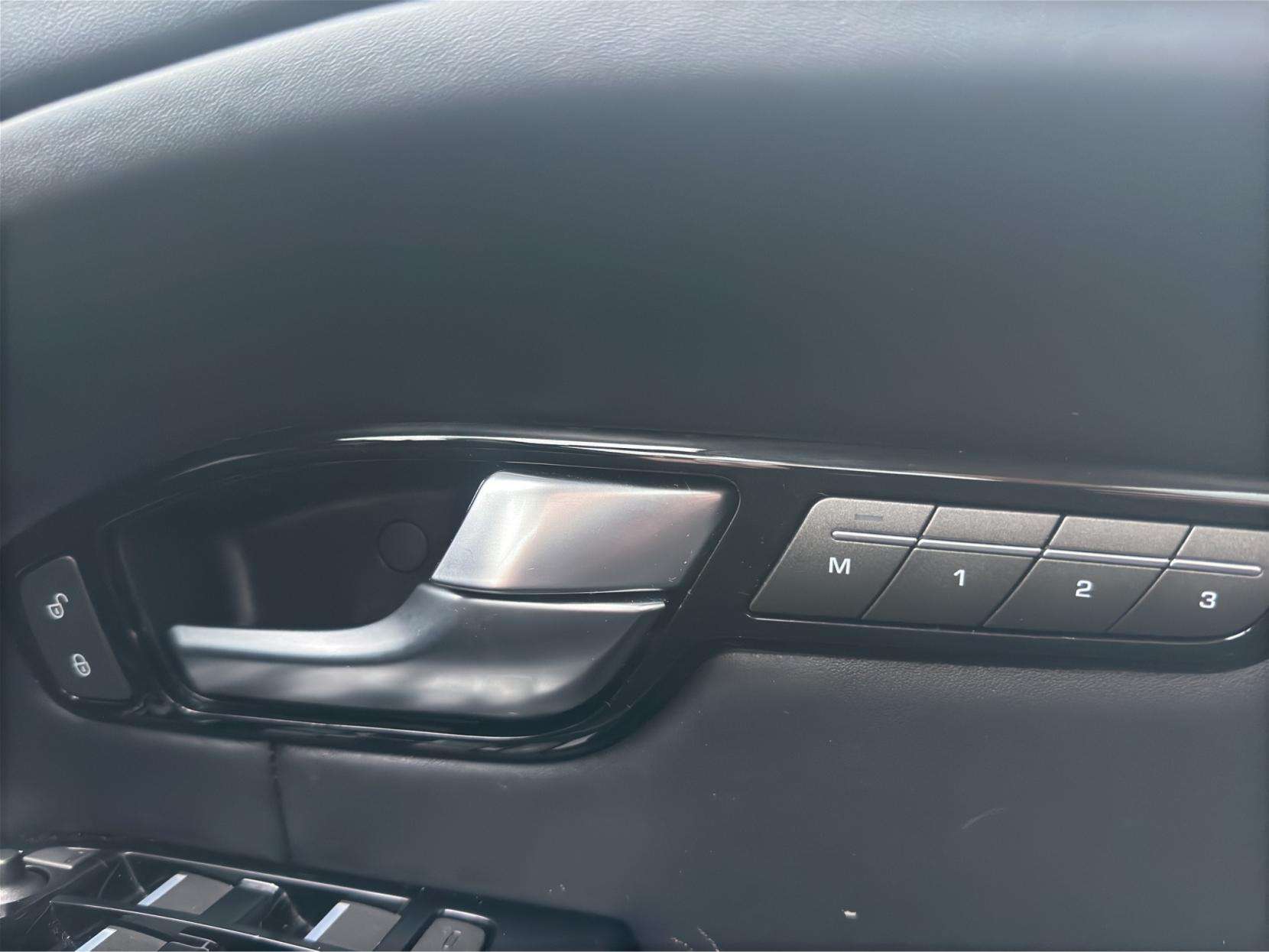 2018 LAND ROVER RANGE ROVER EVOQUE 2018 LAND ROVER RANGE ROVER EVOQUE