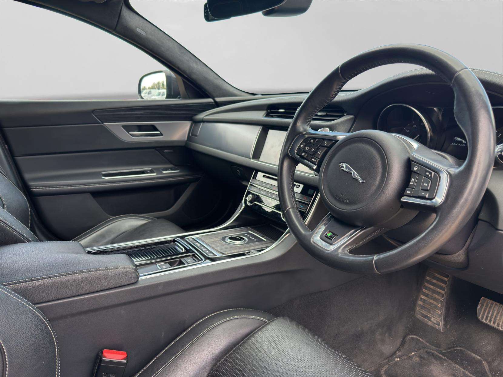 2019 JAGUAR XF 2019 JAGUAR XF