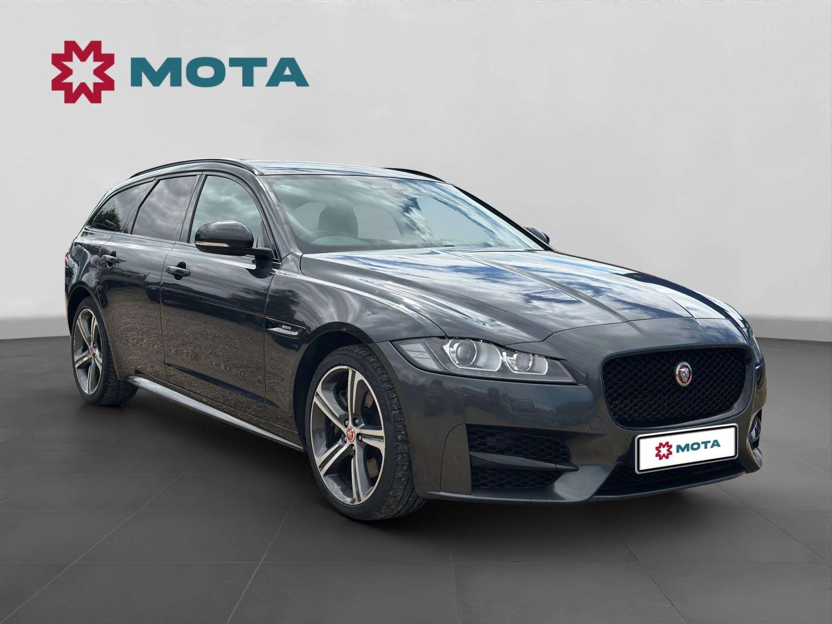 A 2019 JAGUAR XF 2.0d R-Sport Sportbrake 5dr Diesel Auto AWD Euro 6 (s/s) (180 ps) A 2019 JAGUAR XF 2.0d R-Sport Sportbrake 5dr Diesel Auto AWD Euro 6 (s/s) (180 ps)