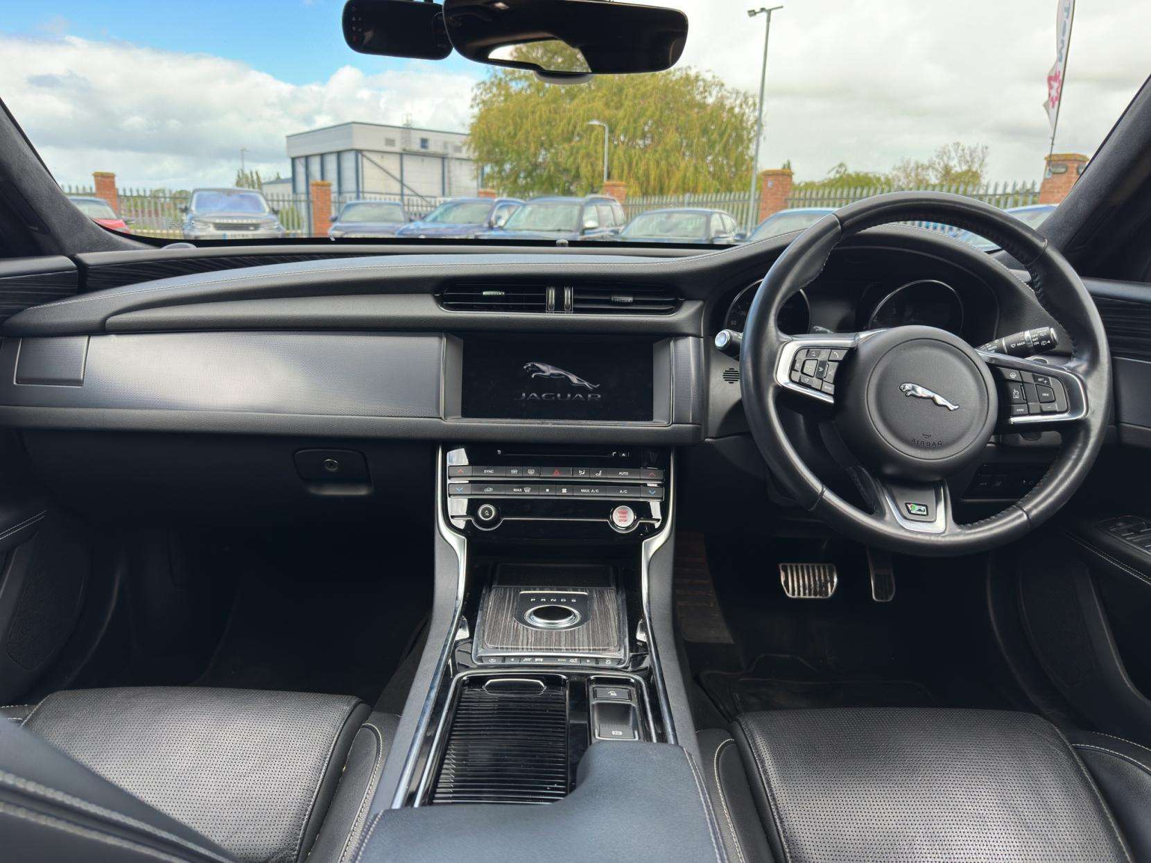 2019 JAGUAR XF 2019 JAGUAR XF