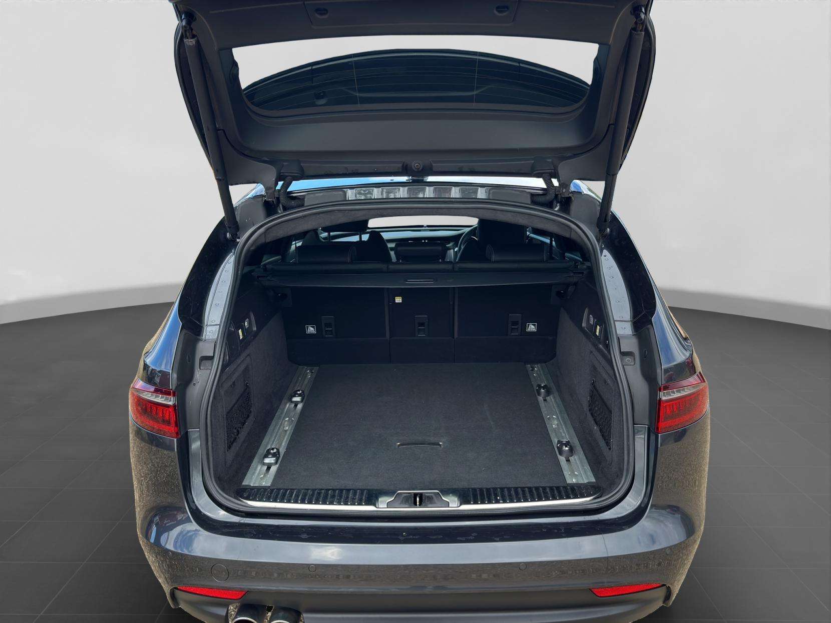 2019 JAGUAR XF 2019 JAGUAR XF