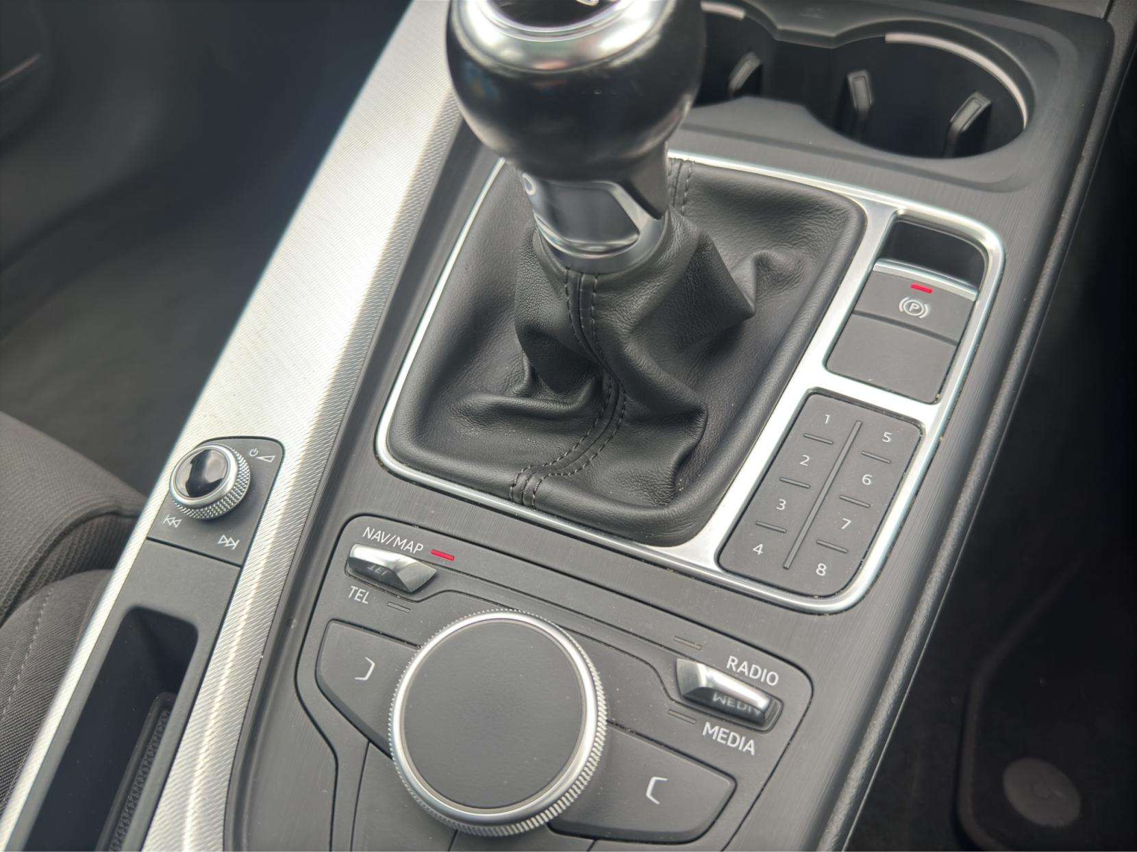 2016 AUDI A4 AVANT 2016 AUDI A4 AVANT