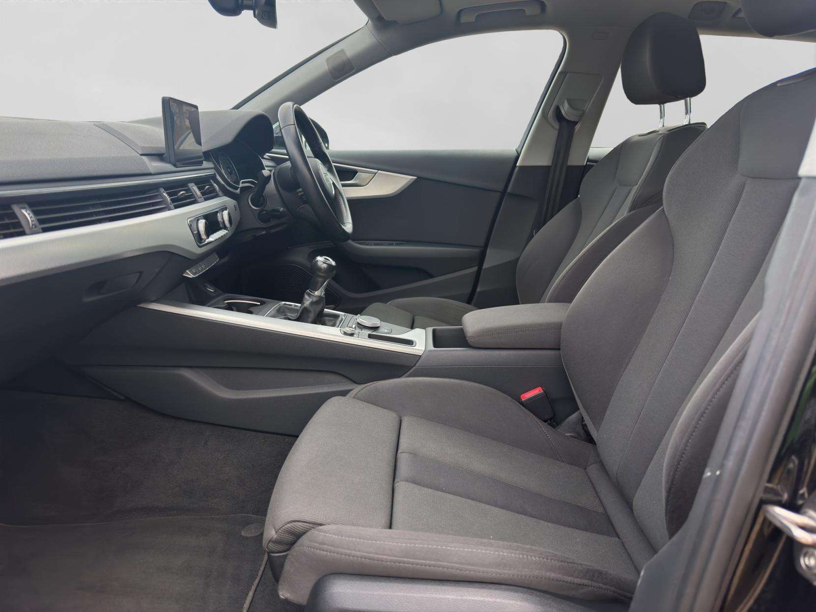 2016 AUDI A4 AVANT 2016 AUDI A4 AVANT