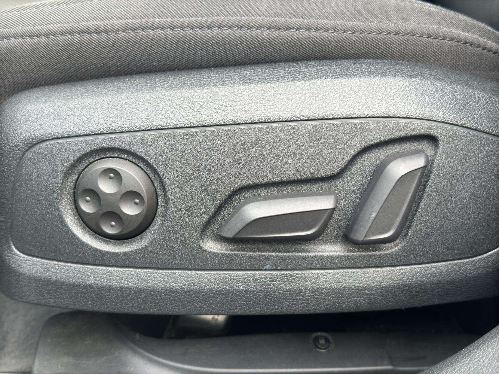 2016 AUDI A4 AVANT 2016 AUDI A4 AVANT