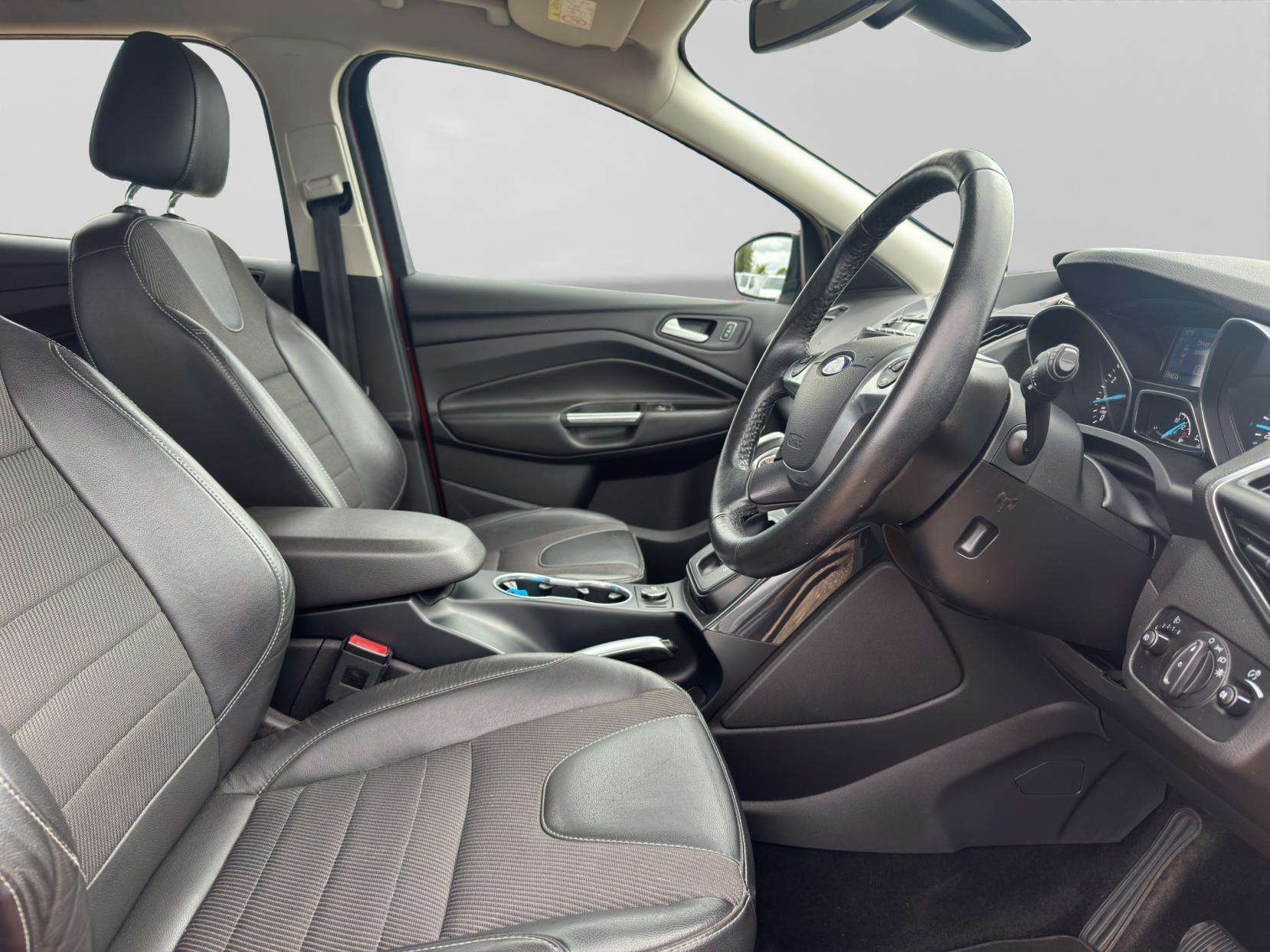 2015 FORD KUGA 2015 FORD KUGA