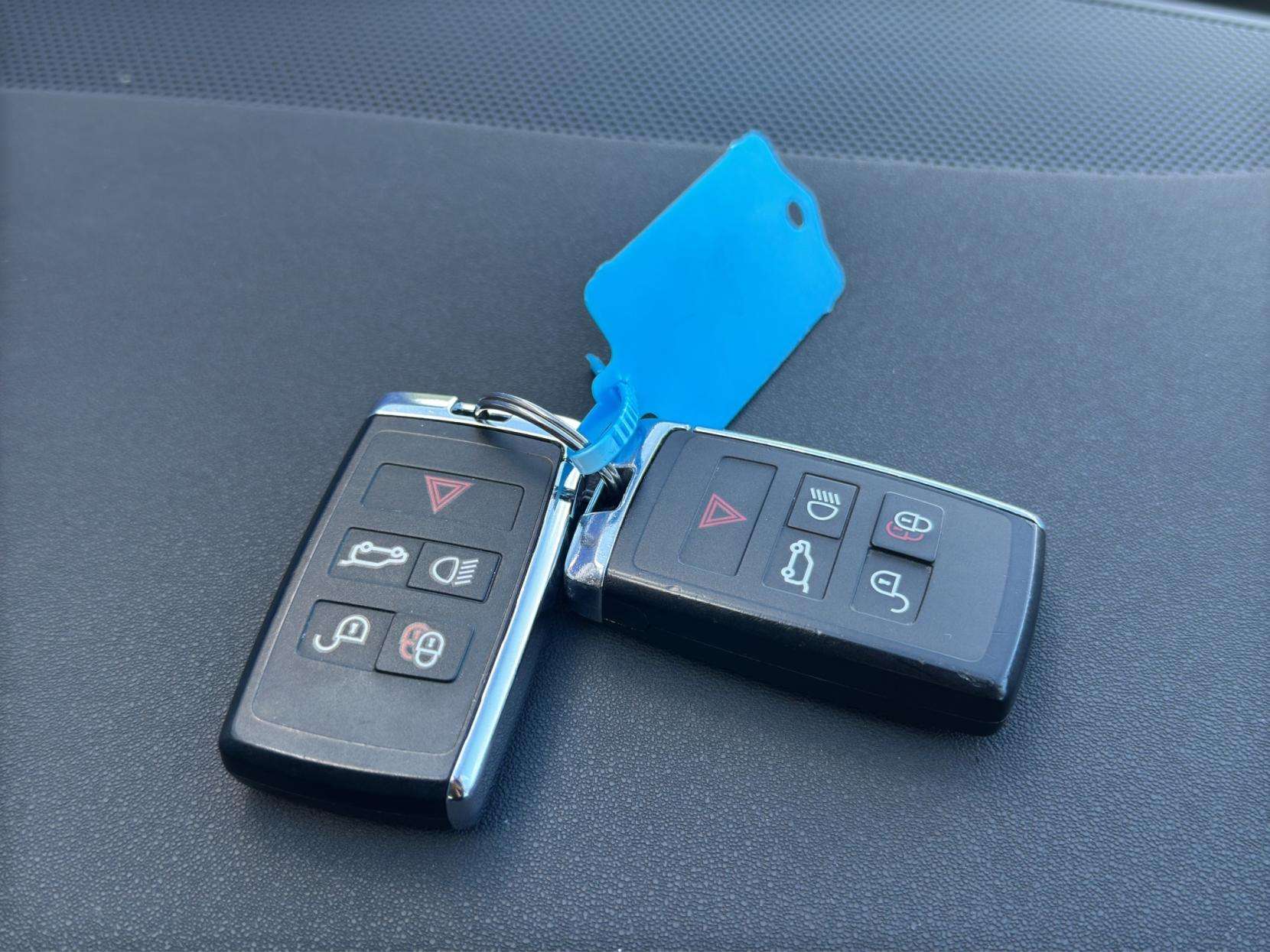 2021 LAND ROVER RANGE ROVER EVOQUE 2021 LAND ROVER RANGE ROVER EVOQUE